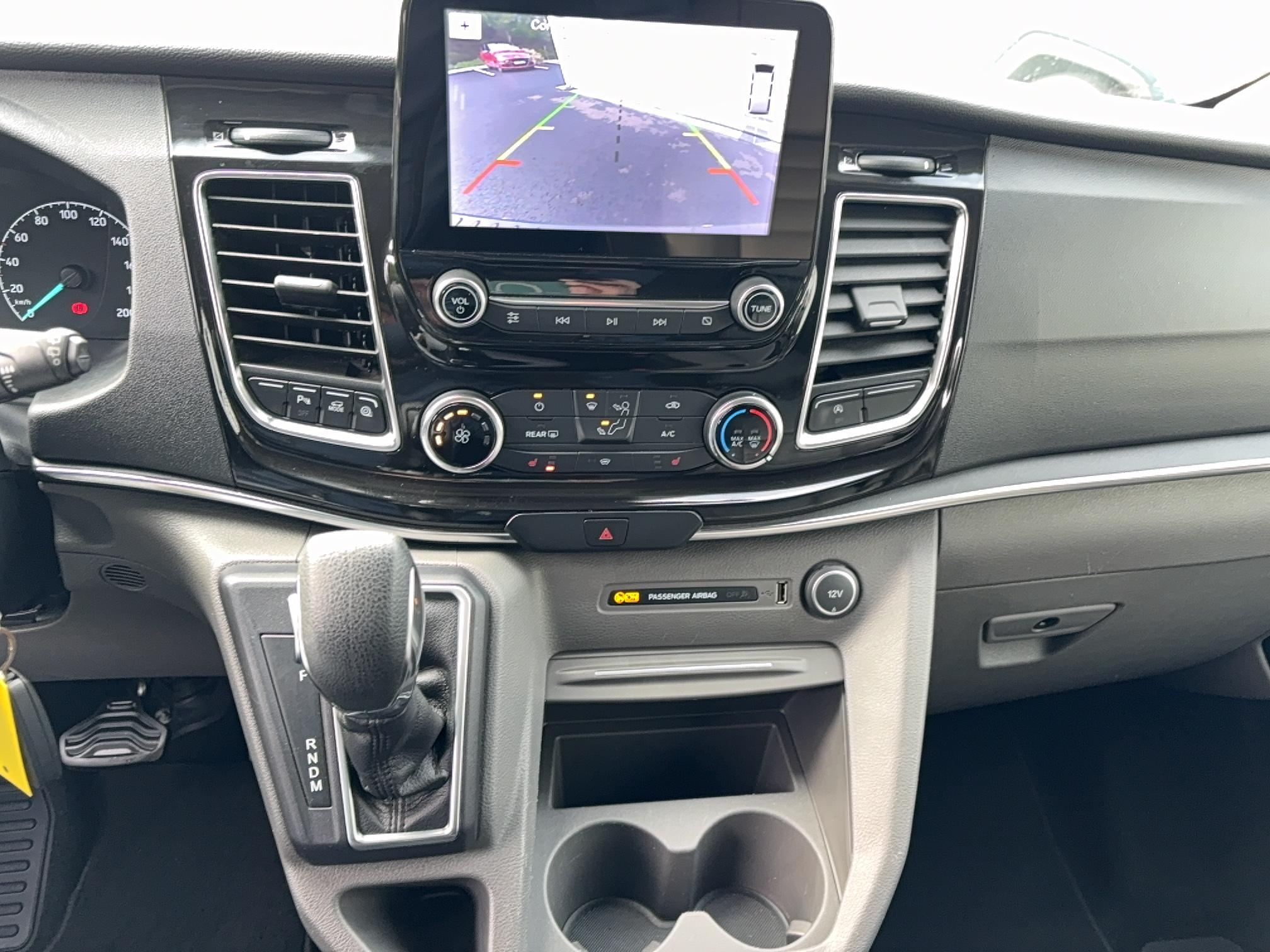 FORD Tourneo Custom 320 L1H1 2.0 EcoBlue 185 BVA Sport - Véhicule Occasion Océane Auto