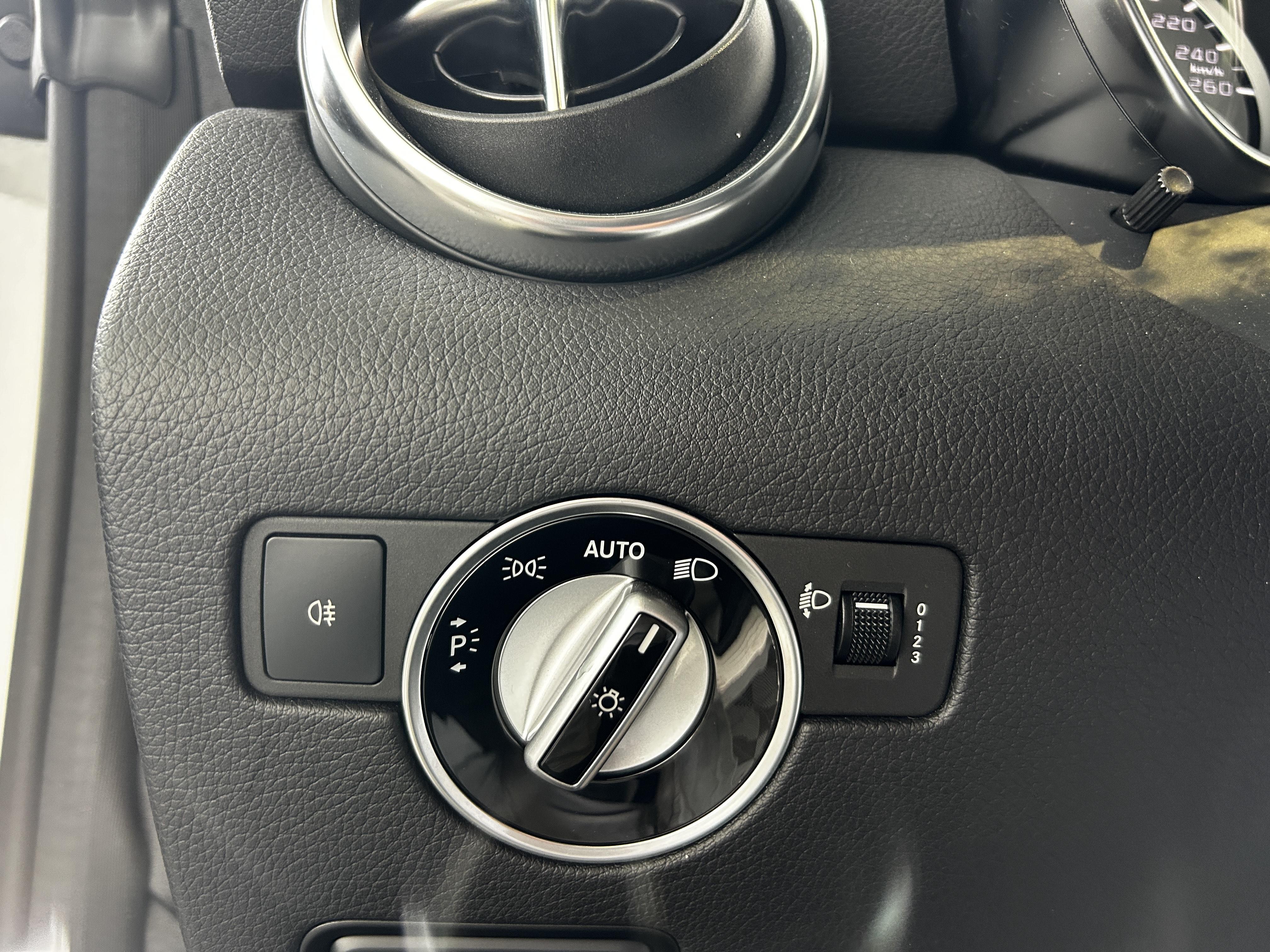 MERCEDES SLK 200 K BlueEFFICIENCY A - Véhicule Occasion Océane Auto