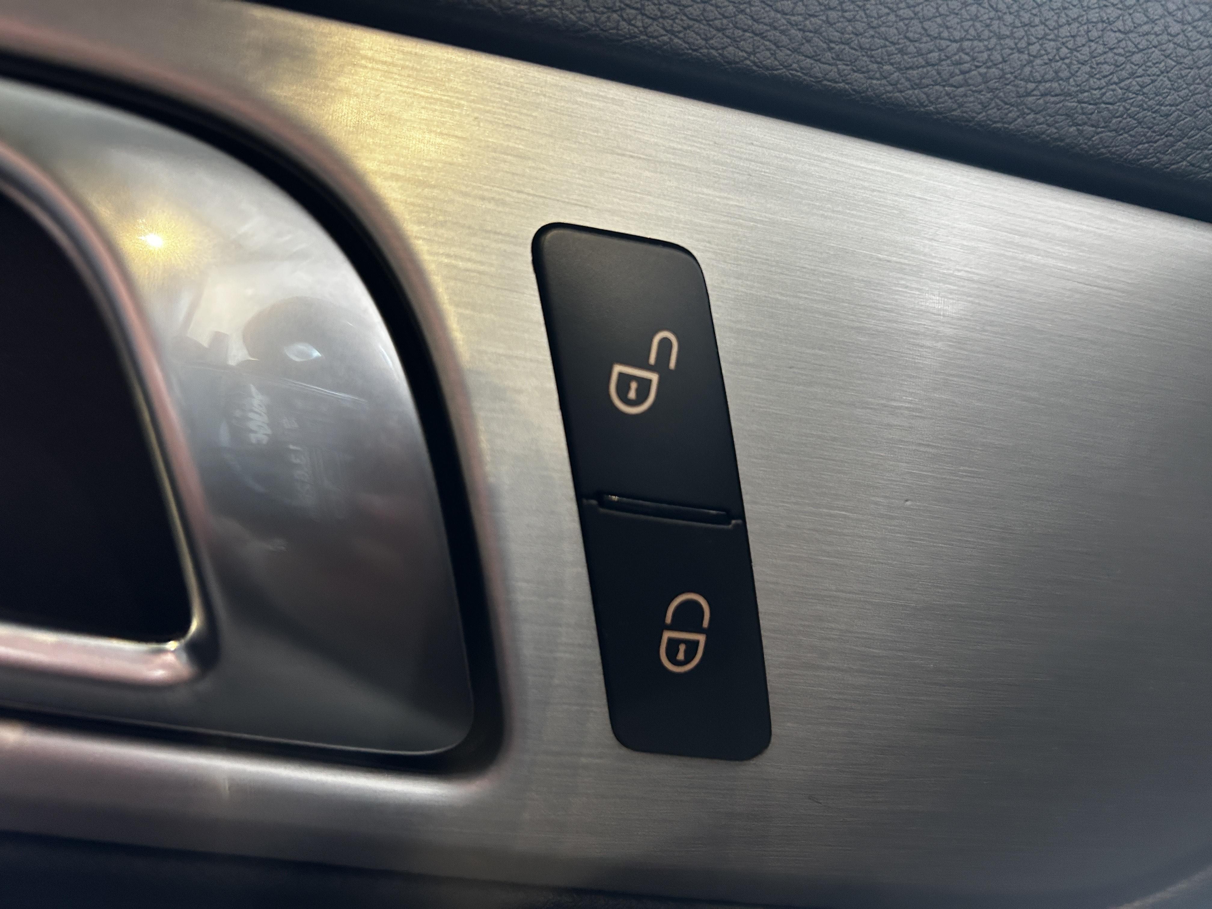 MERCEDES SLK 200 K BlueEFFICIENCY A - Véhicule Occasion Océane Auto