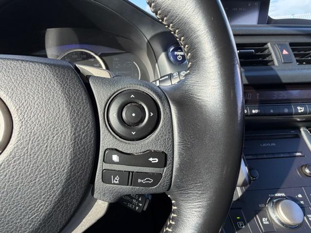 LEXUS CT 200h Pack Business - Véhicule Occasion Océane Auto