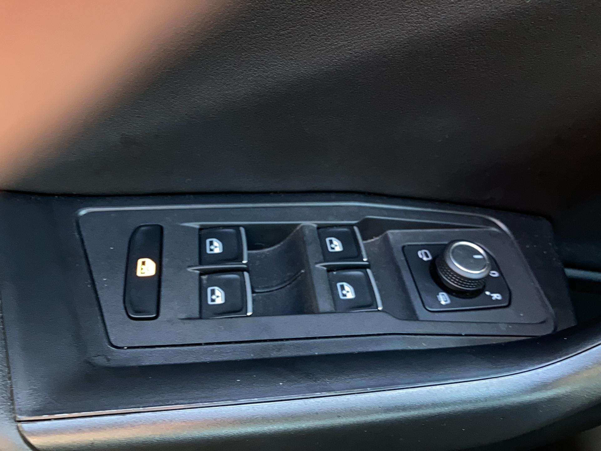 VOLKSWAGEN T-Roc 1.5 TSI 150 EVO Start/Stop DSG7 R-Line - Véhicule Occasion Océane Auto