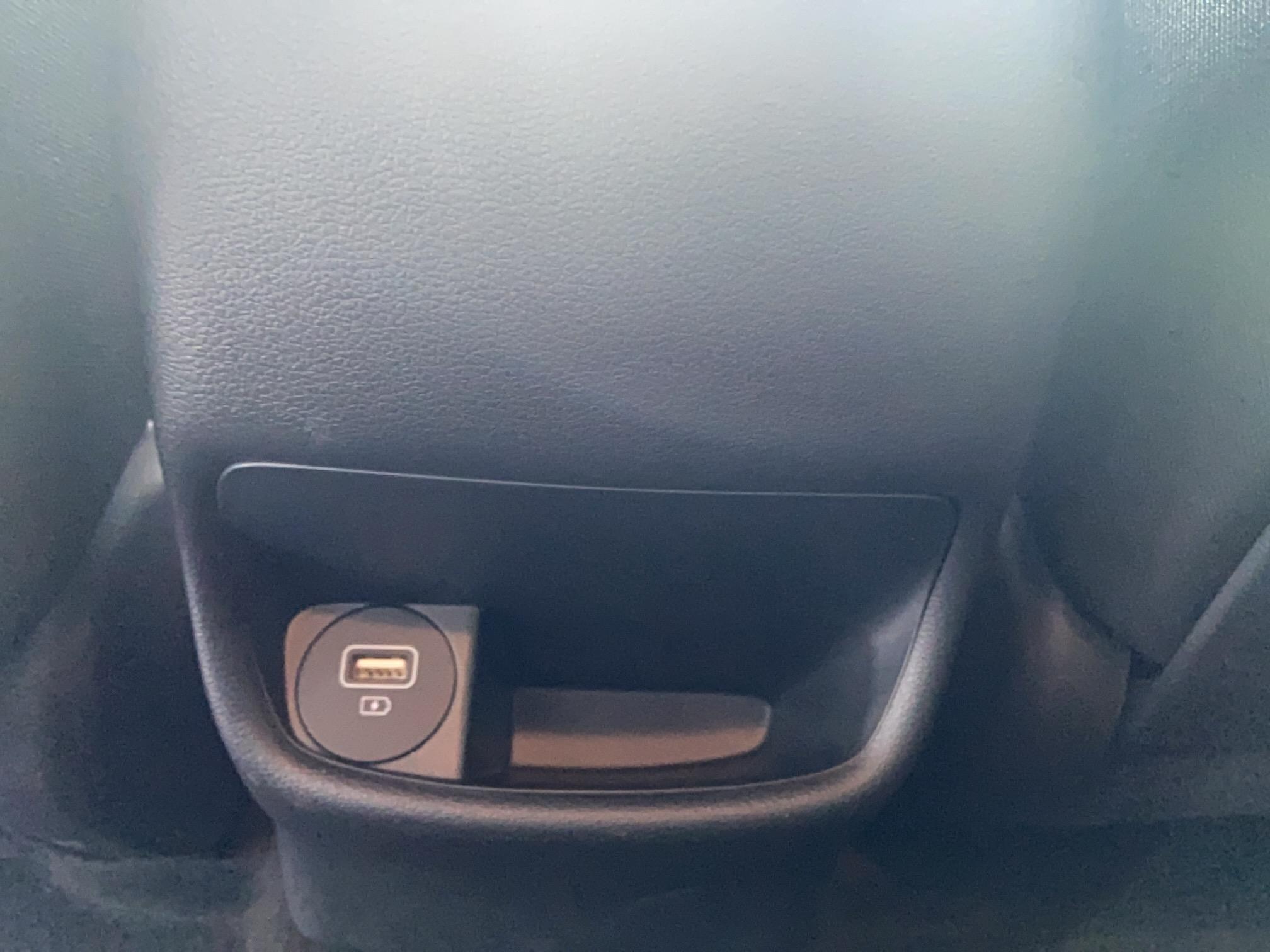 HYUNDAI Kona Electrique 39 kWh - 136 ch Intuitive - Véhicule Occasion - Océane Auto HYUNDAI Kona Electrique 39 kWh - 136 ch Intuitive - Véhicule Occasion Océane Auto