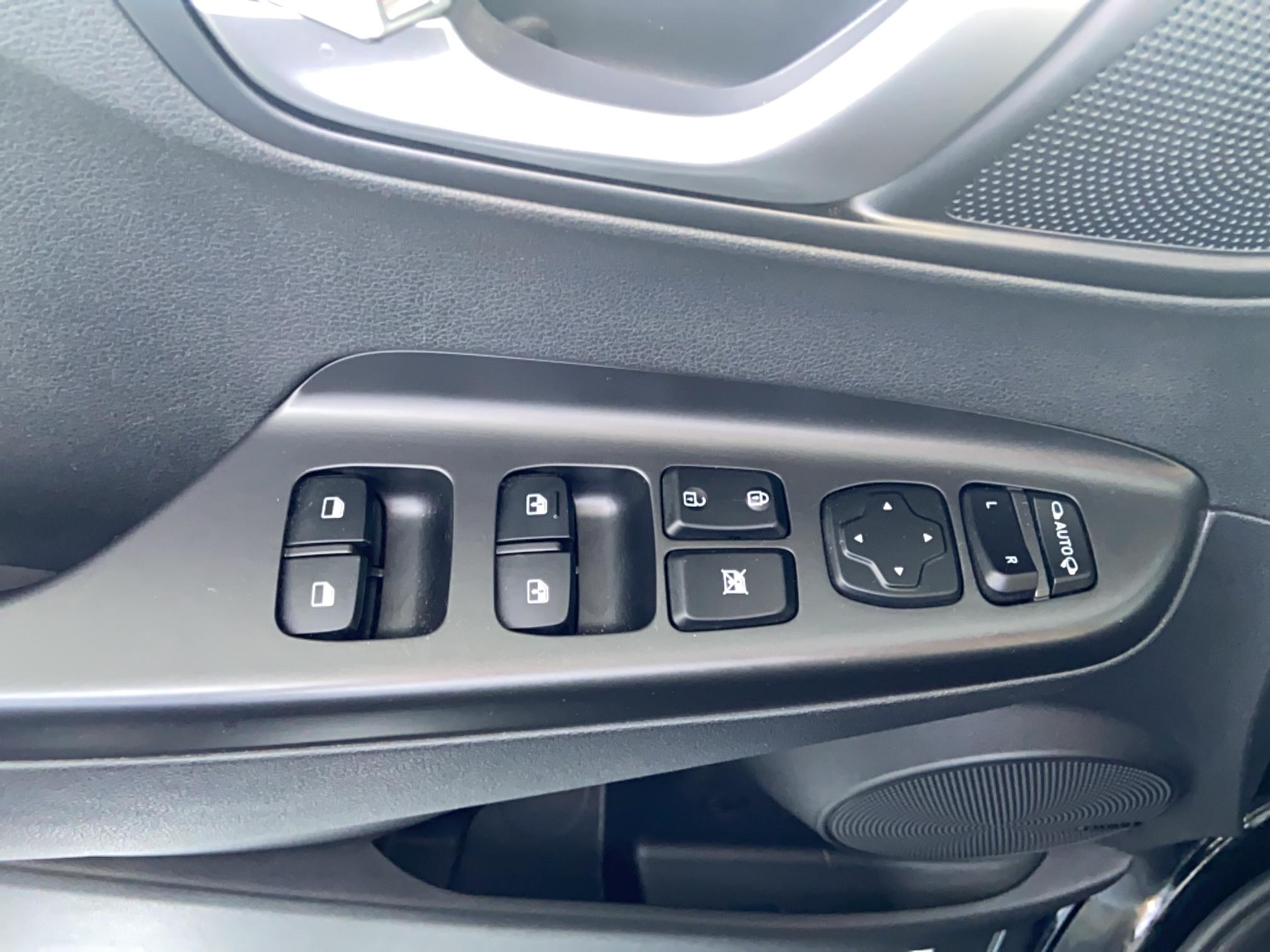 HYUNDAI Kona Electrique 39 kWh - 136 ch Creative - Véhicule Occasion Océane Auto