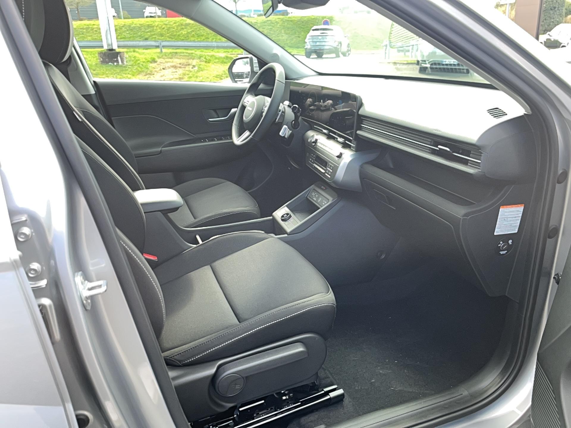 HYUNDAI Kona Electrique 65 kWh - 217 ch Intuitive - Véhicule Occasion Océane Auto