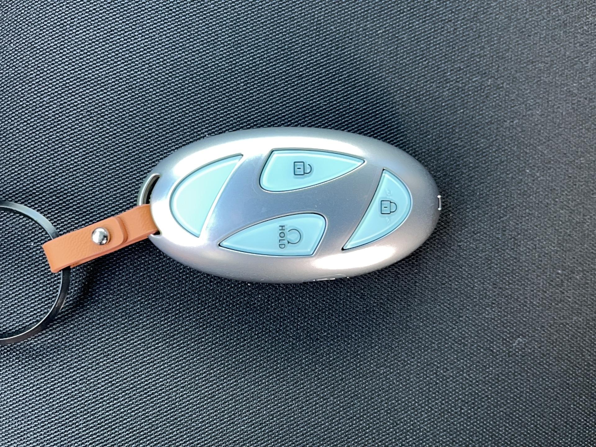 HYUNDAI Kona Electrique 65 kWh - 217 ch Intuitive - Véhicule Occasion Océane Auto