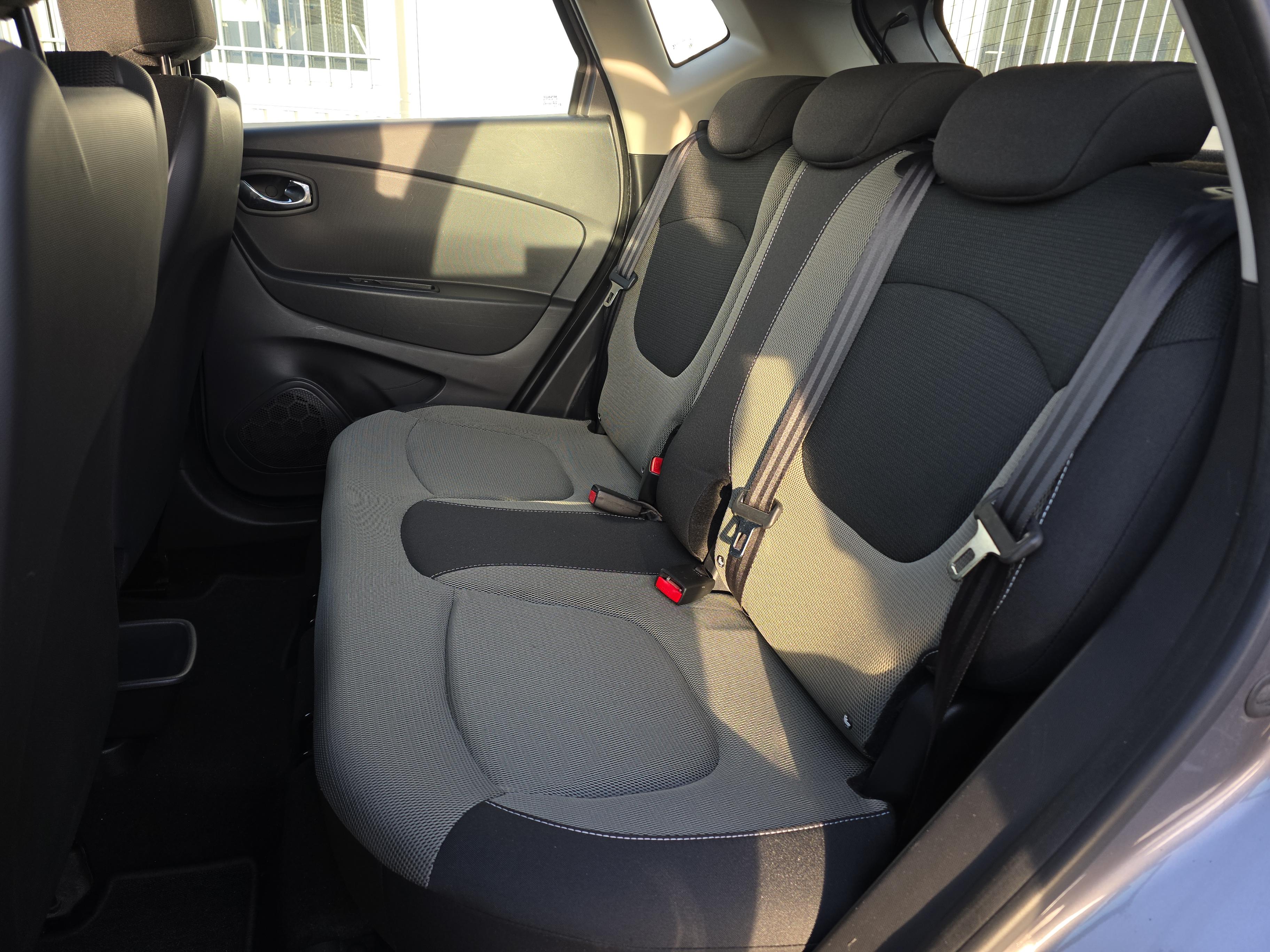 RENAULT Captur dCi 90 Energy Business - Véhicule Occasion Océane Auto