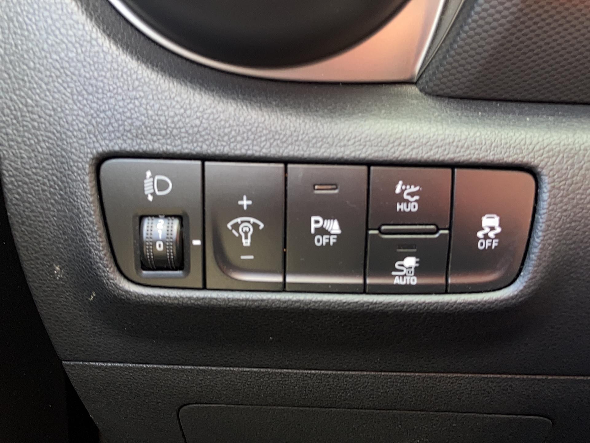 HYUNDAI Kona Electrique 39 kWh - 136 ch Creative - Véhicule Occasion Océane Auto