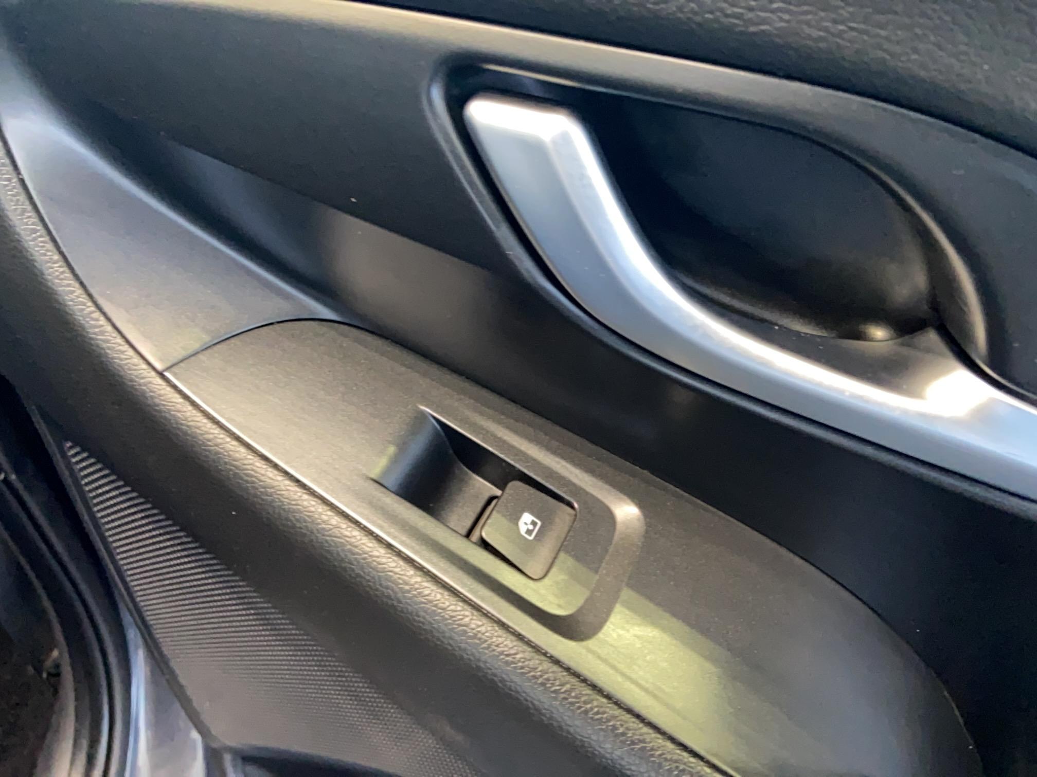 HYUNDAI i30 1.6 CRDi 115  DCT-7 Creative - Véhicule Occasion Océane Auto