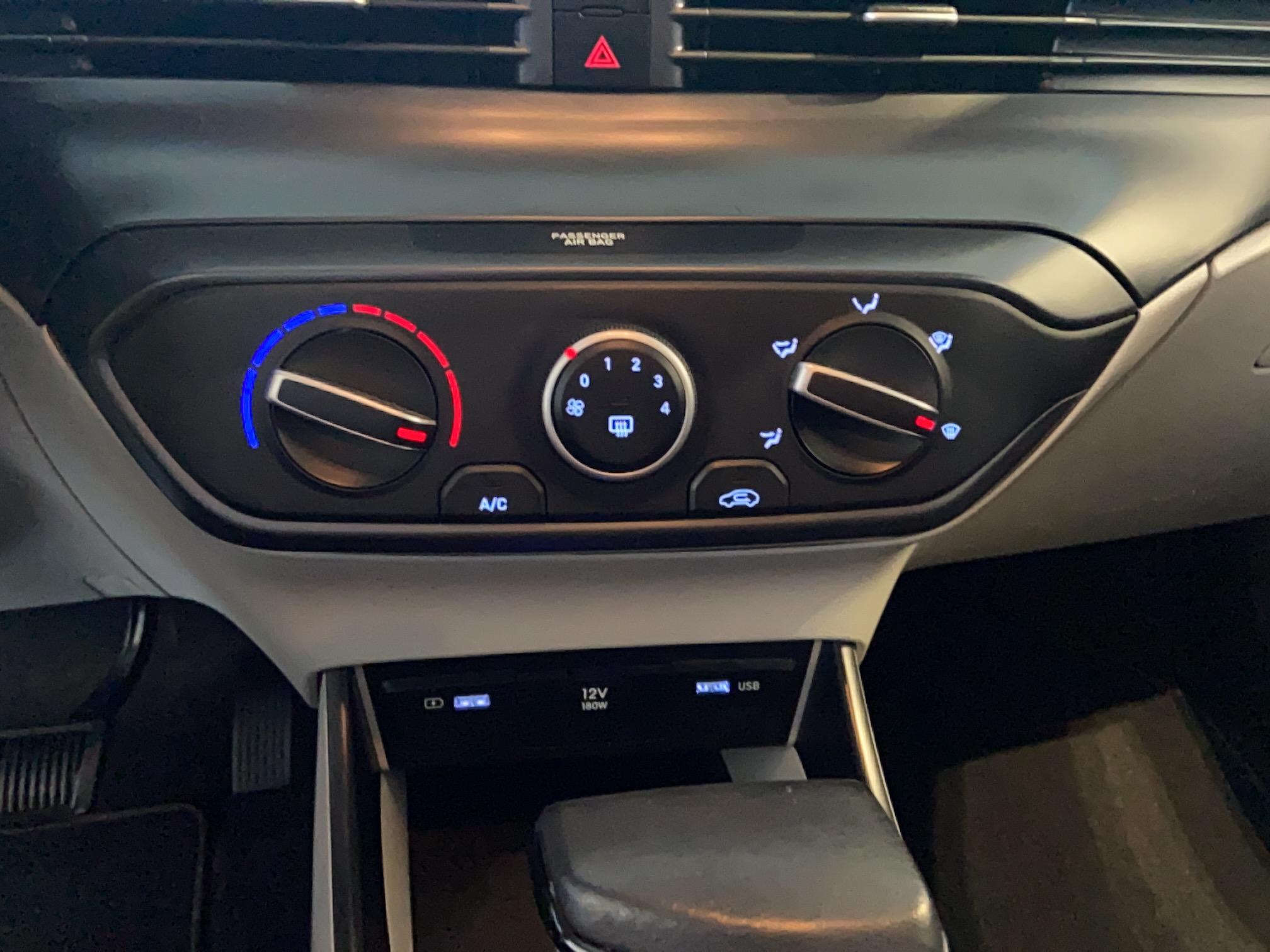 HYUNDAI i20 1.0 T-GDi 100 DCT-7 Hybrid 48V Intuitive - Véhicule Occasion Océane Auto