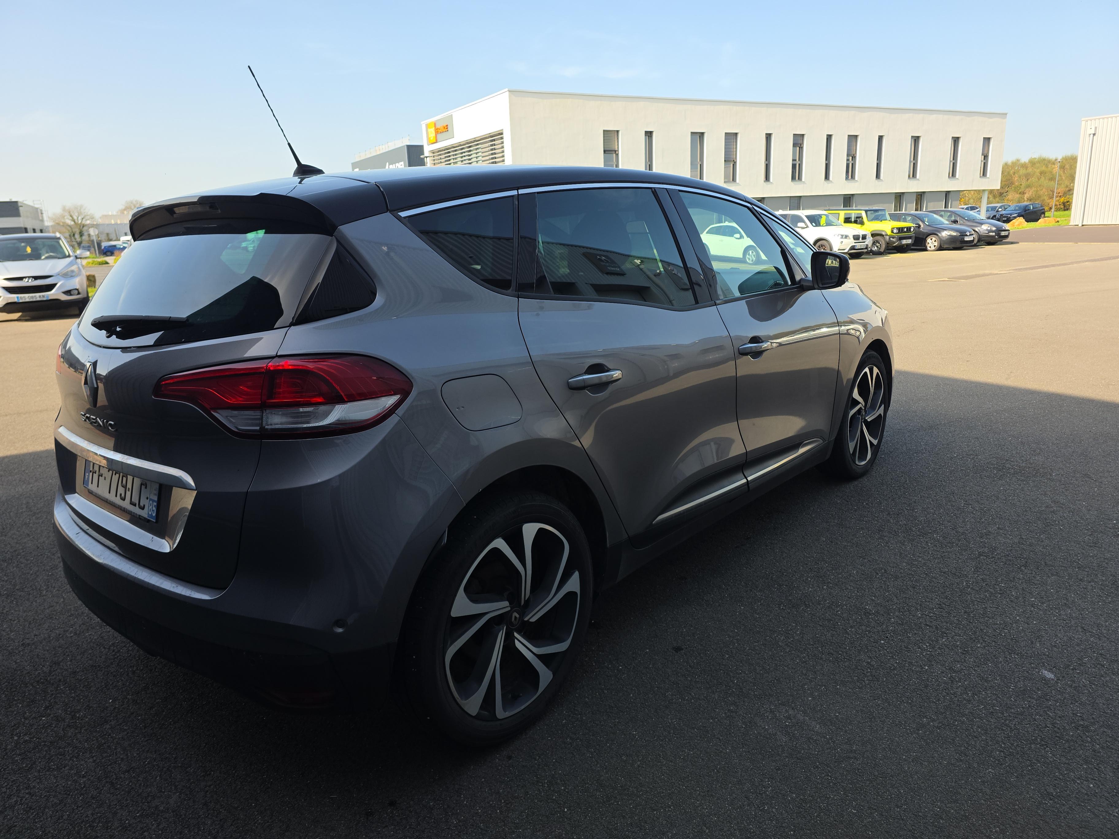 RENAULT Scenic Blue dCi 150 Intens - Véhicule Occasion Océane Auto
