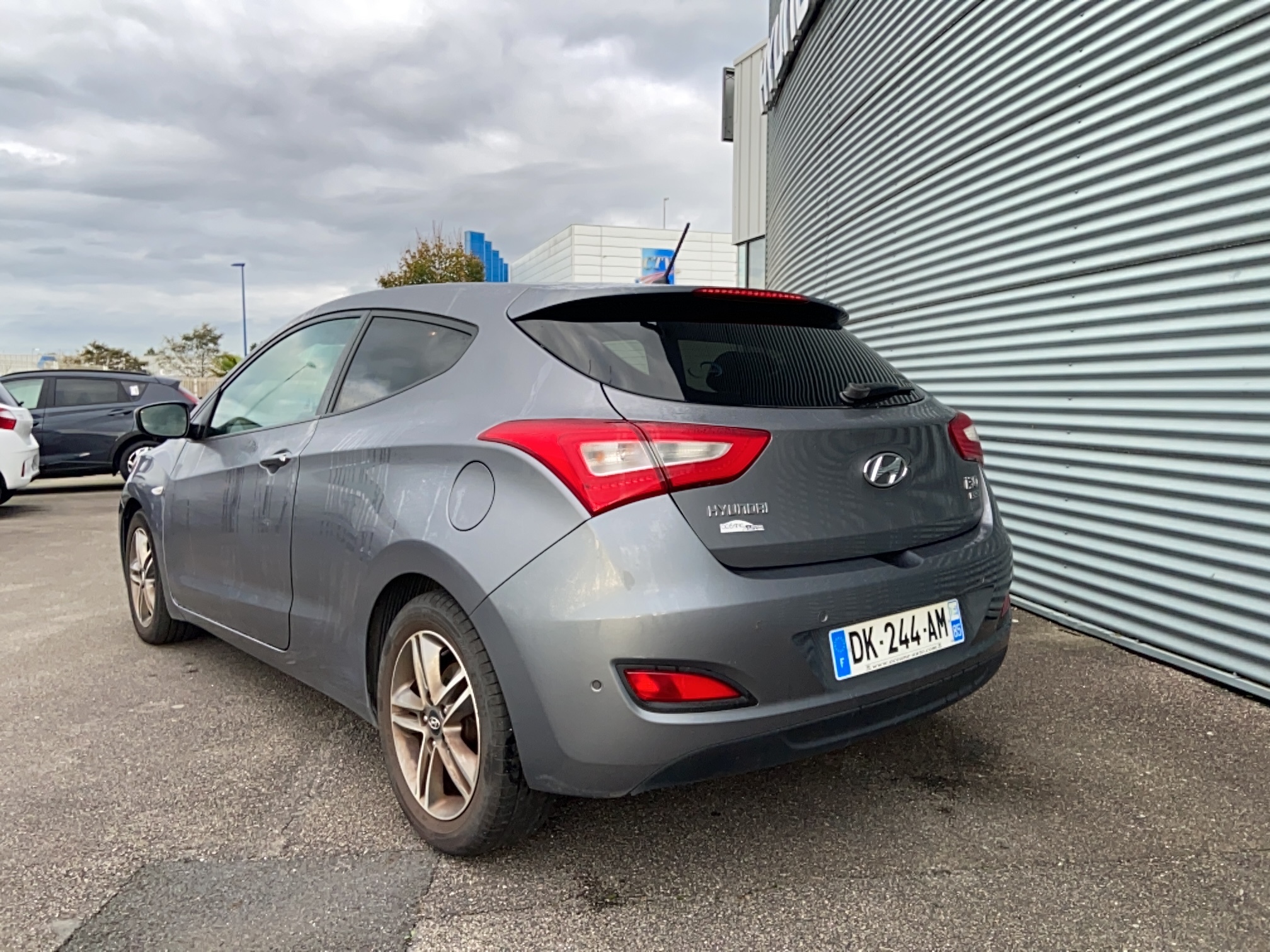 HYUNDAI i30 1.6 CRDi 110 Pack Inventive Limited - Véhicule Occasion Océane Auto