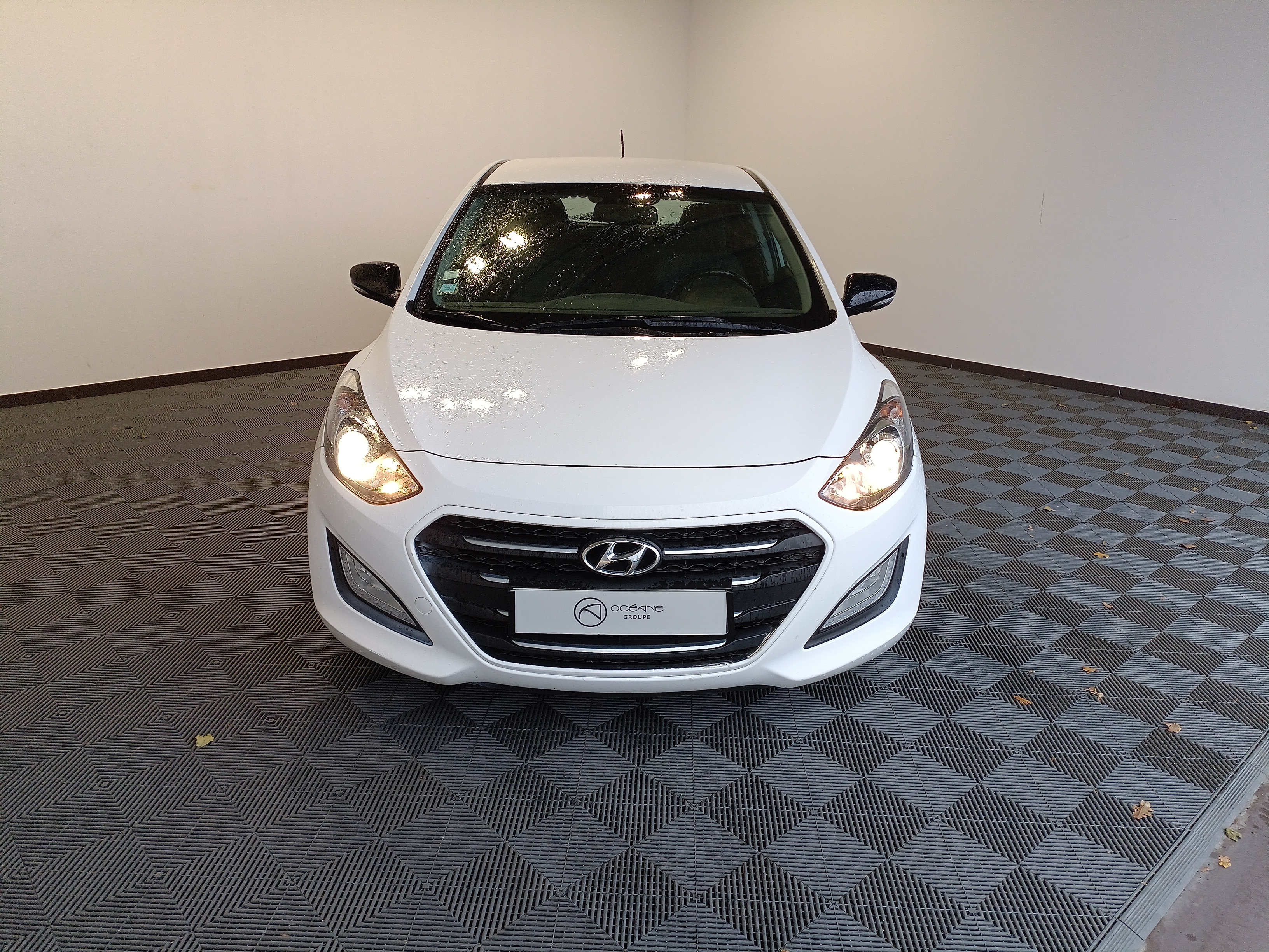 HYUNDAI i30 1.6 CRDi 110 Blue Drive UEFA EURO 2016 - Véhicule Occasion Océane Auto