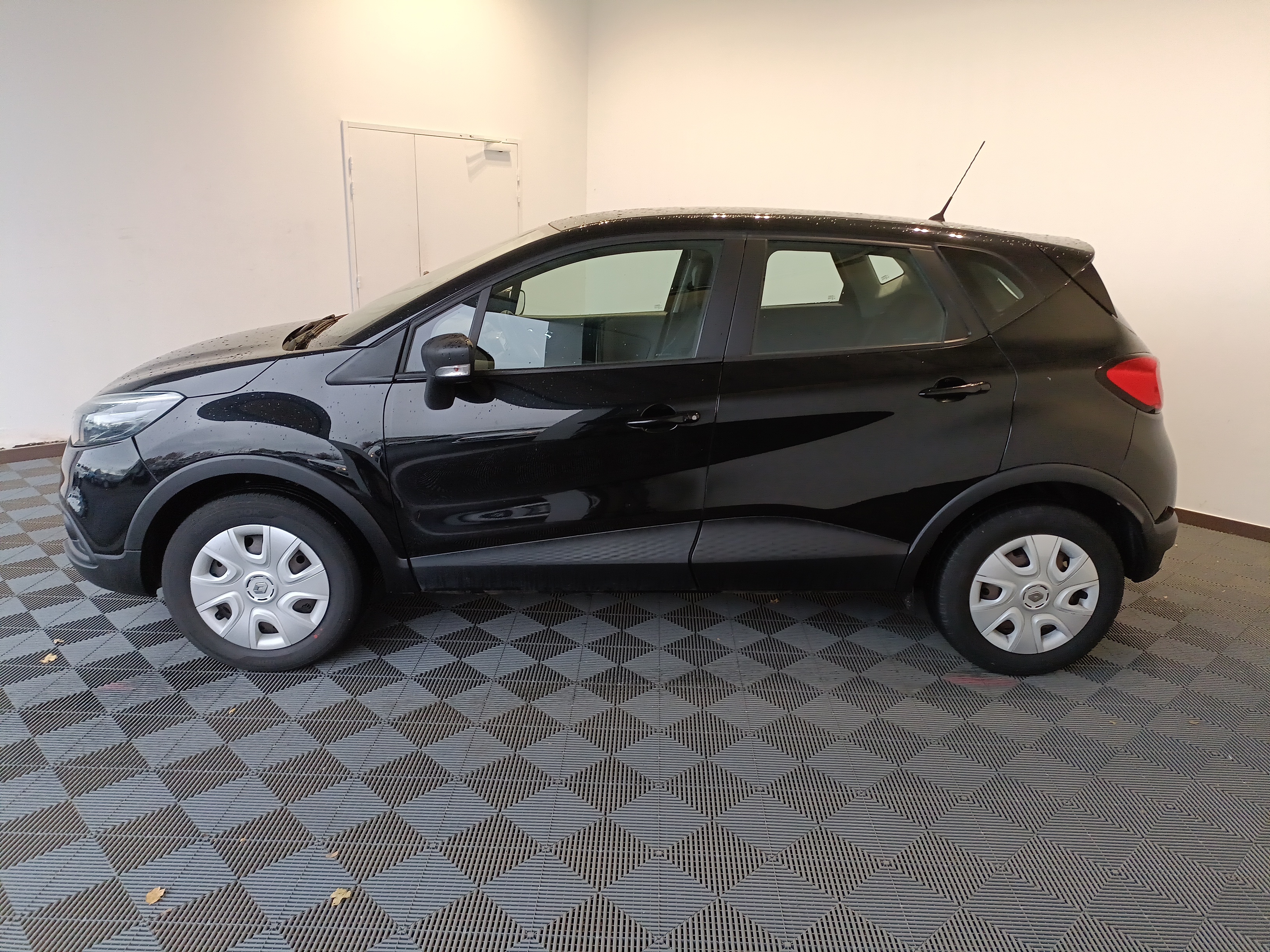 RENAULT Captur TCe 90 Energy Zen - Véhicule Occasion - Océane Auto RENAULT Captur TCe 90 Energy Zen - Véhicule Occasion Océane Auto