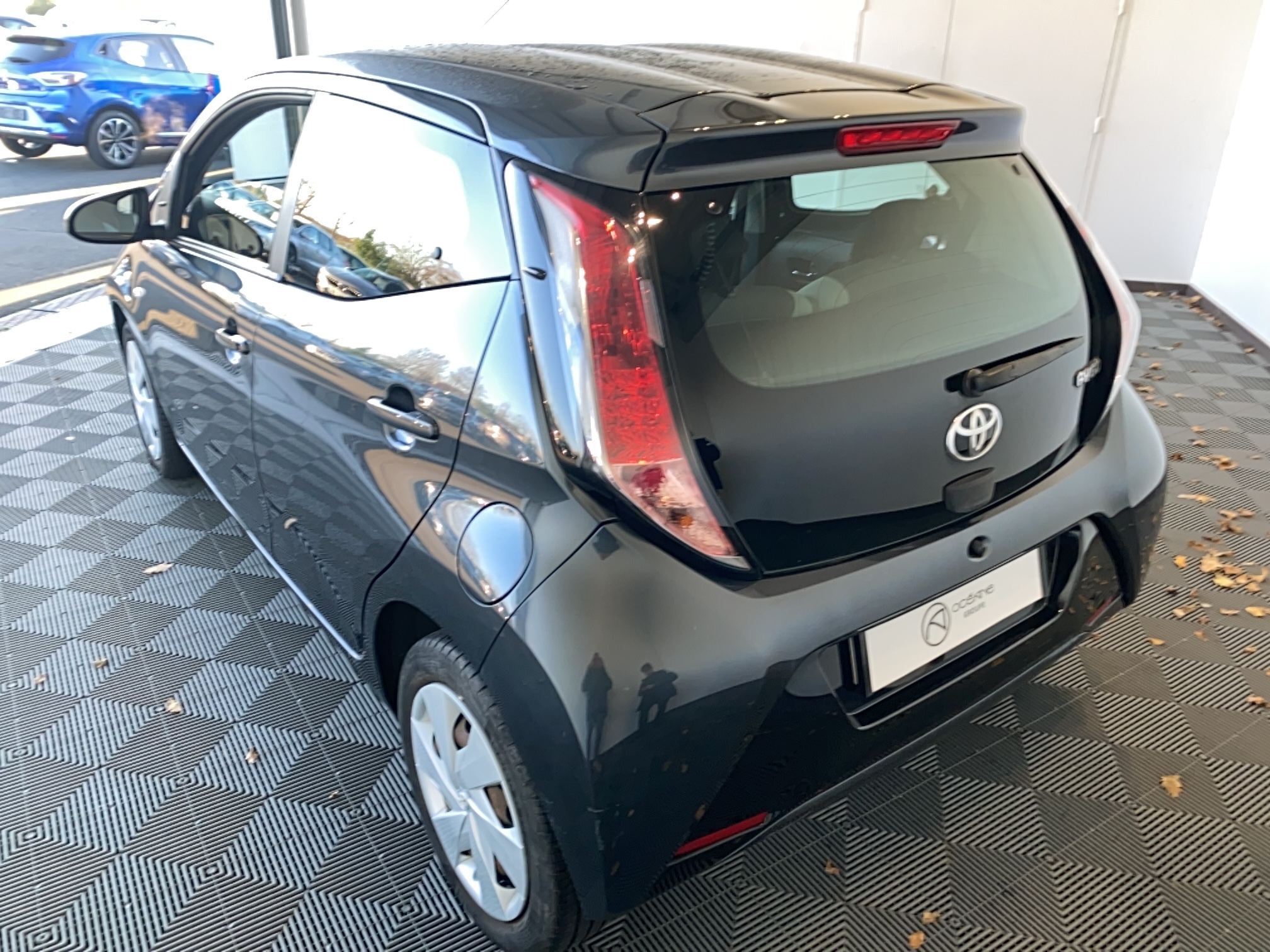 TOYOTA Aygo 1.0 VVT-i x-play - Véhicule Occasion Océane Auto