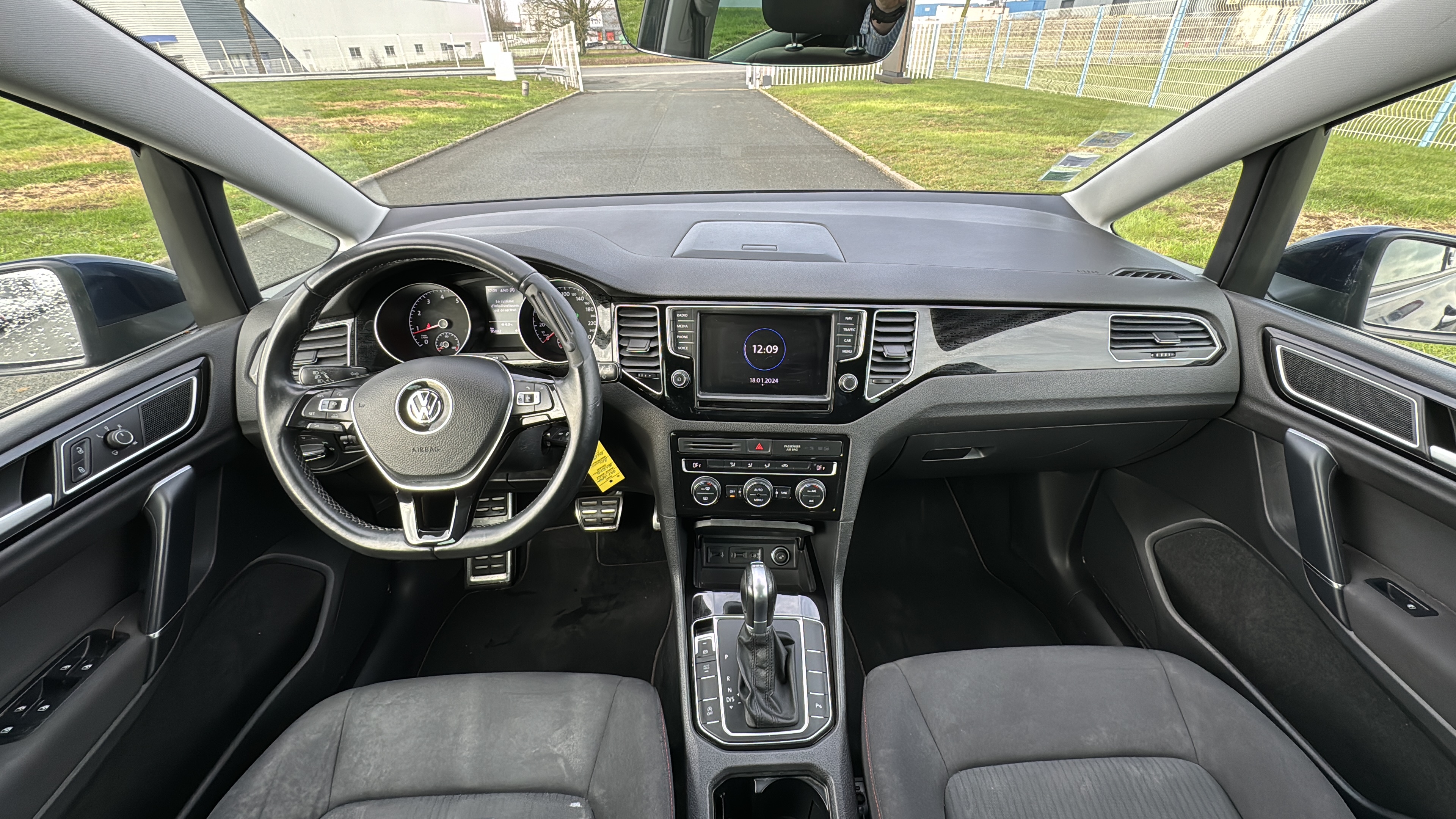 VOLKSWAGEN Golf Sportsvan 1.4 TSI 150 BMT DSG7 Sound - Véhicule Occasion Océane Auto