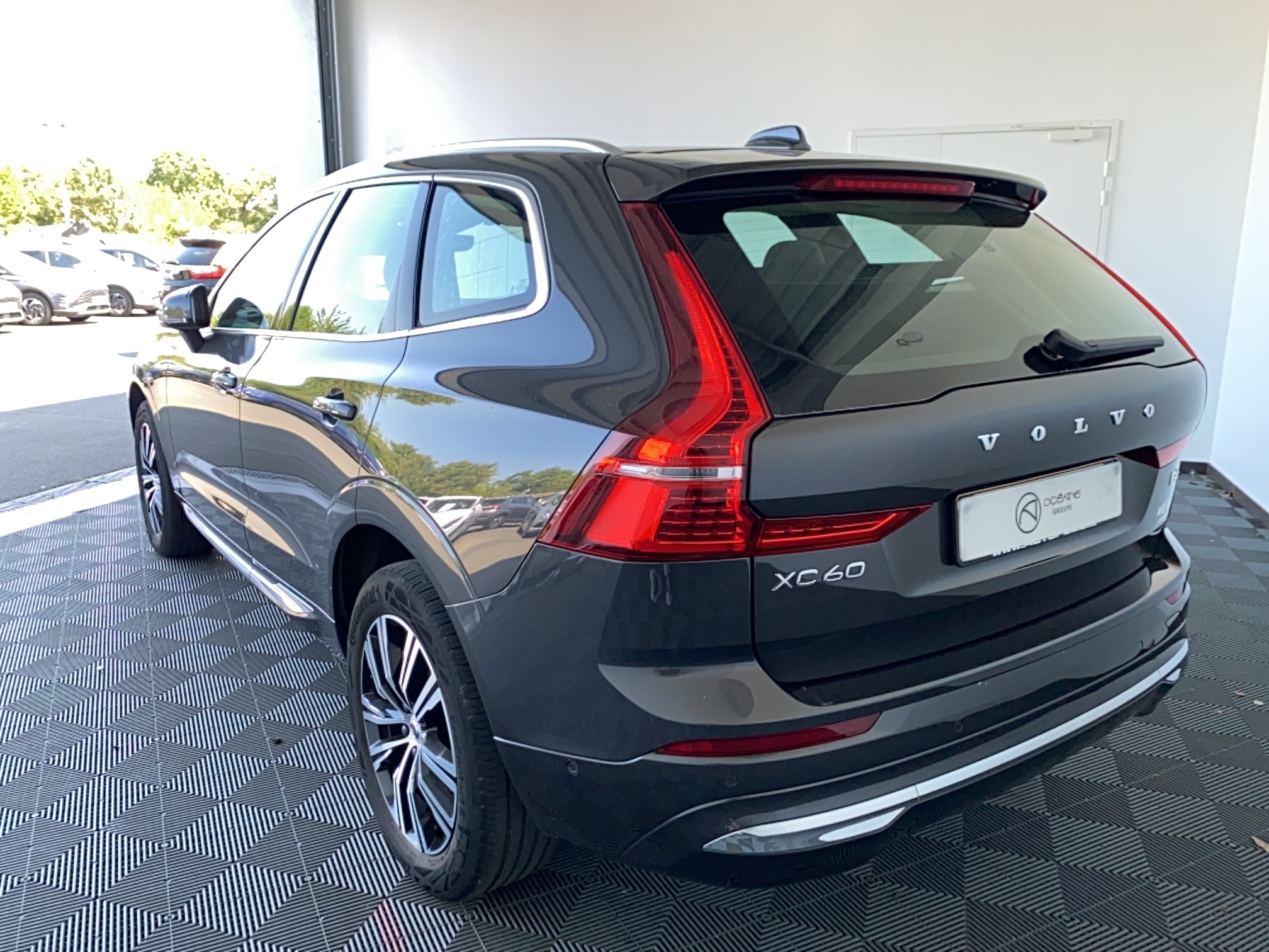 VOLVO XC60 B4 197 ch Geartronic 8 Plus Style Dark - Véhicule Occasion Océane Auto