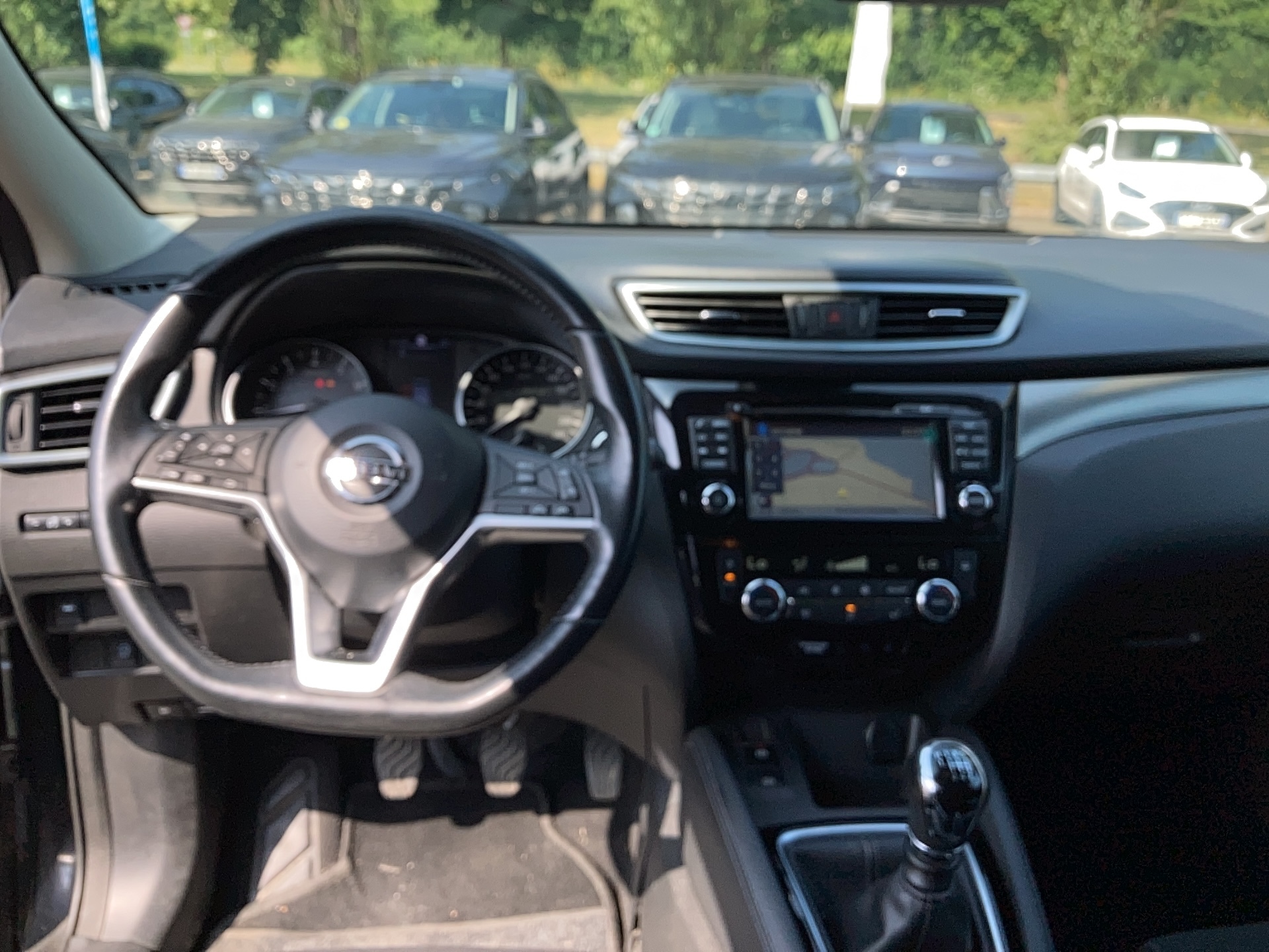 NISSAN Qashqai 1.2 DIG-T 115 N-Connecta - Véhicule Occasion Océane Auto