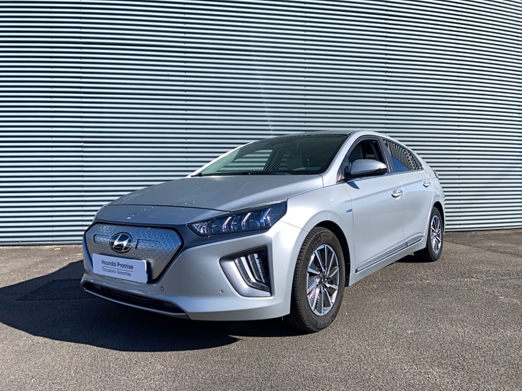 HYUNDAI Ioniq Electric 136 ch Executive - Véhicule Occasion Océane Auto