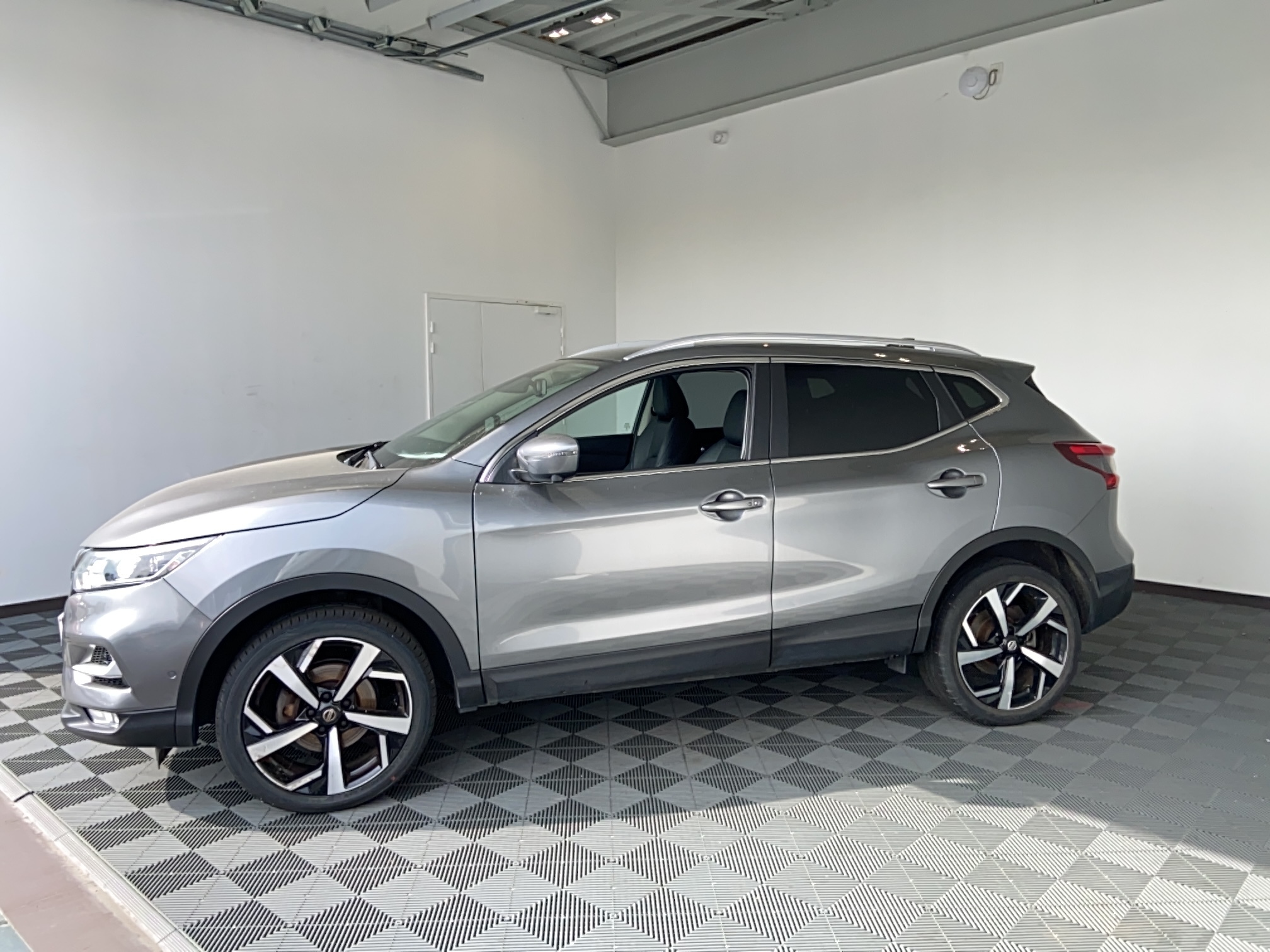 NISSAN Qashqai 1.2 DIG-T 115 Tekna - Véhicule Occasion Océane Auto