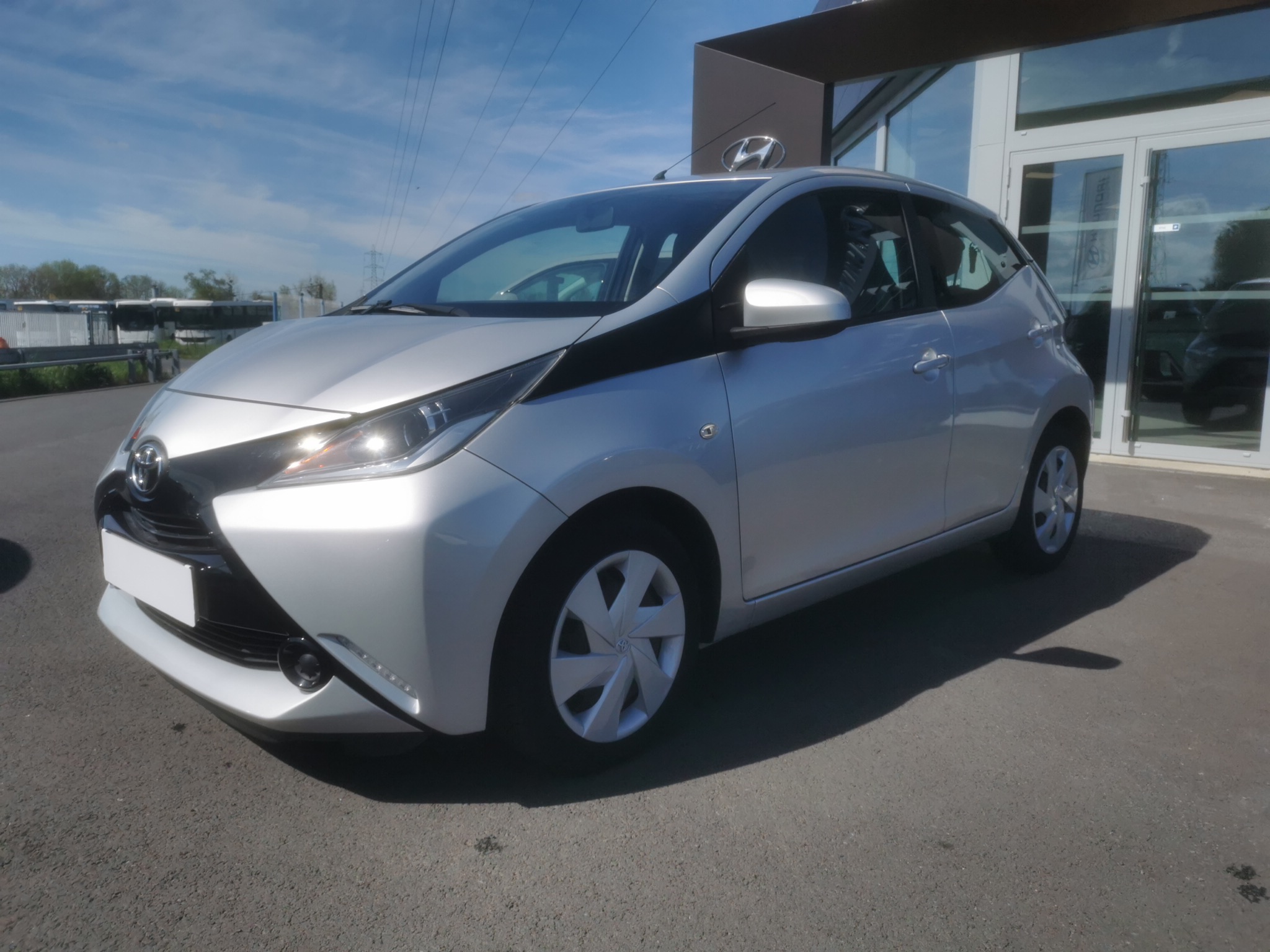 TOYOTA Aygo 1.0 VVT-i x-play - Véhicule Occasion Océane Auto