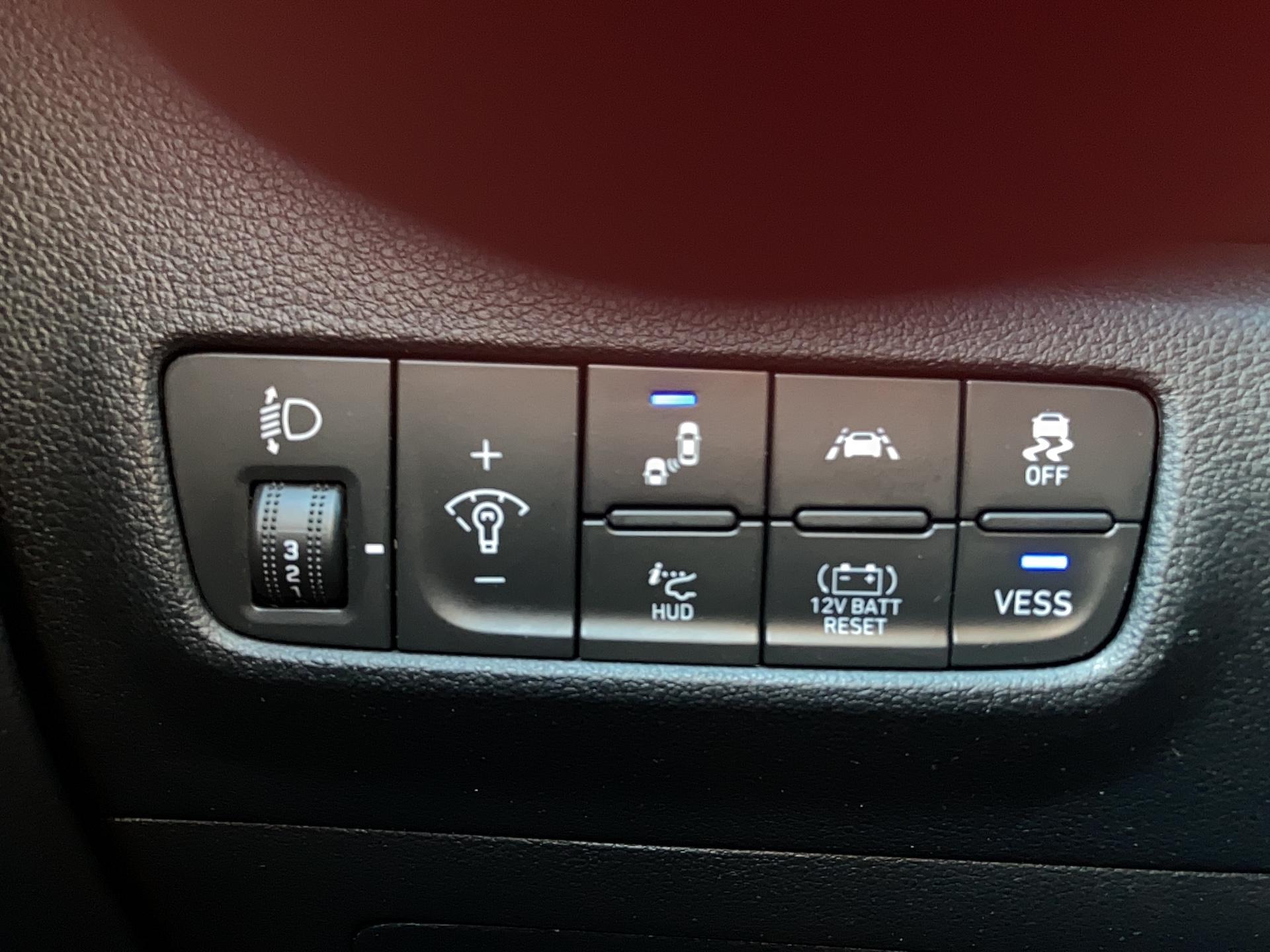 HYUNDAI Kona Hybrid 141 Creative - Véhicule Occasion - Océane Auto HYUNDAI Kona Hybrid 141 Creative - Véhicule Occasion Océane Auto