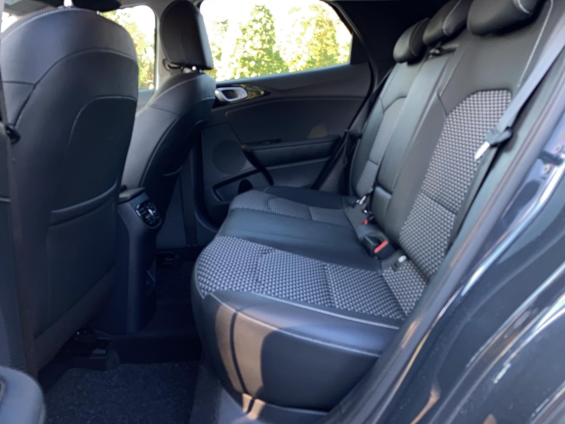 KIA XCeed 1.5l T-GDi 140 ch BVM6 ISG Premium - Véhicule Occasion - Océane Auto KIA XCeed 1.5l T-GDi 140 ch BVM6 ISG Premium - Véhicule Occasion Océane Auto