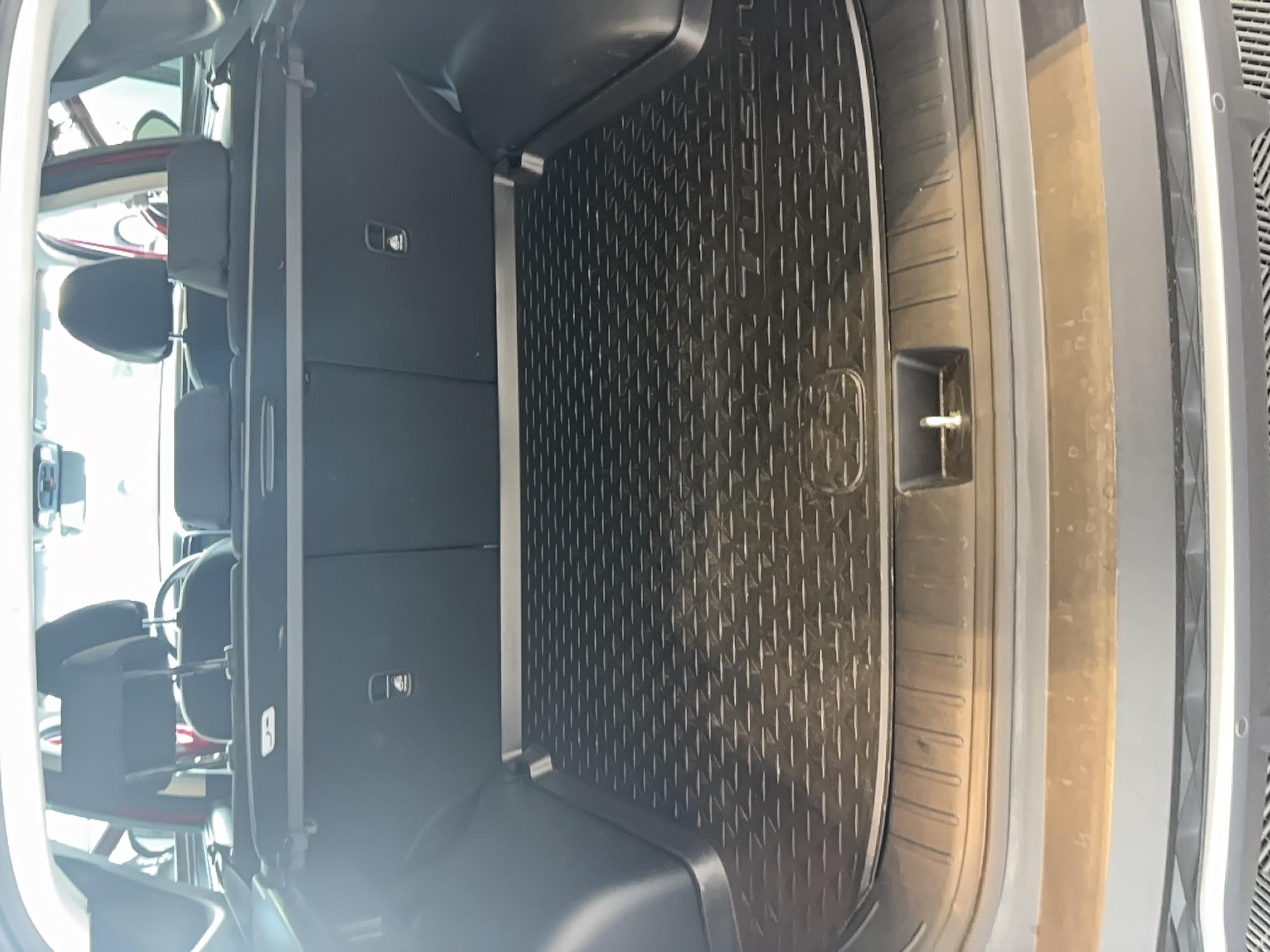 HYUNDAI Tucson 1.6 CRDi 136 Hybrid 48V DCT-7 Creative - Véhicule Occasion - Océane Auto HYUNDAI Tucson 1.6 CRDi 136 Hybrid 48V DCT-7 Creative - Véhicule Occasion Océane Auto