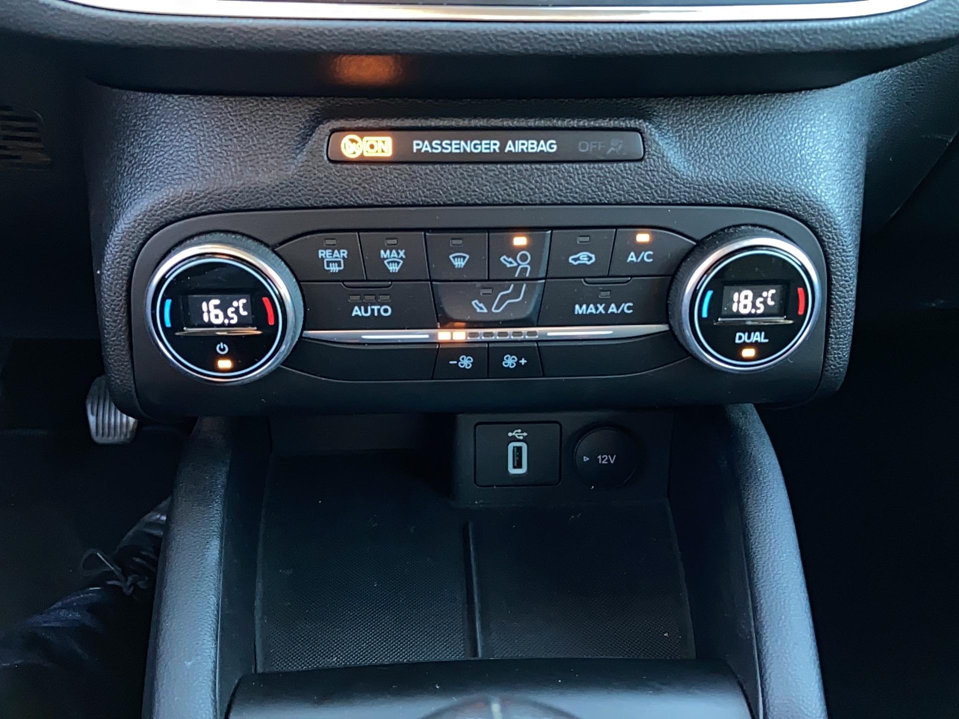 FORD Focus 1.0 EcoBoost 125 S&S Titanium - Véhicule Occasion Océane Auto