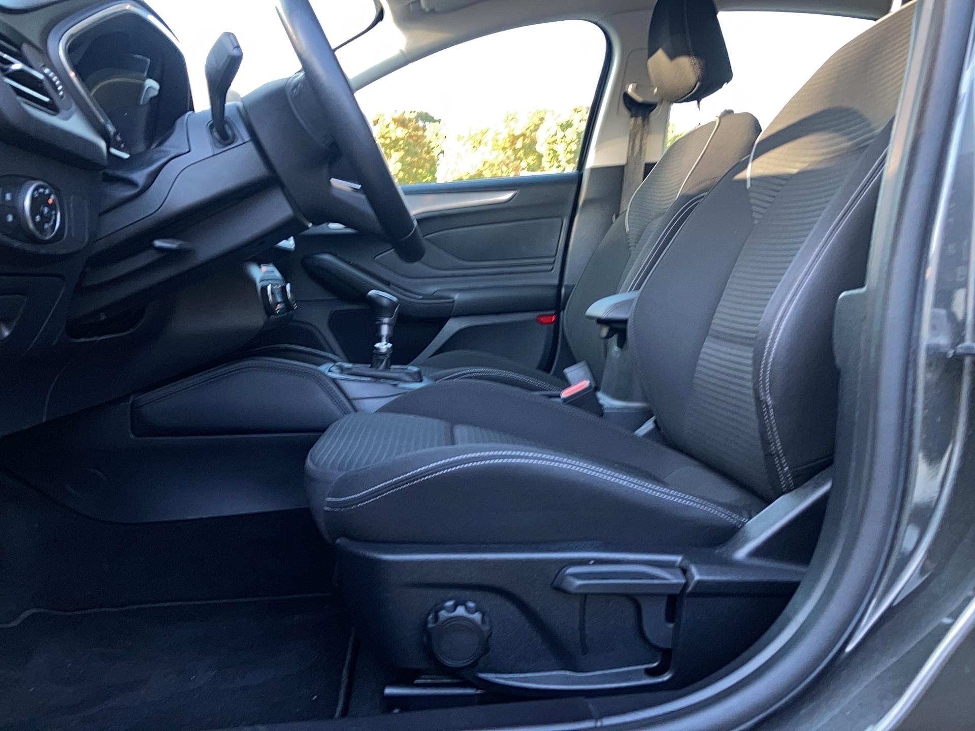 FORD Focus 1.0 EcoBoost 125 S&S Titanium - Véhicule Occasion Océane Auto