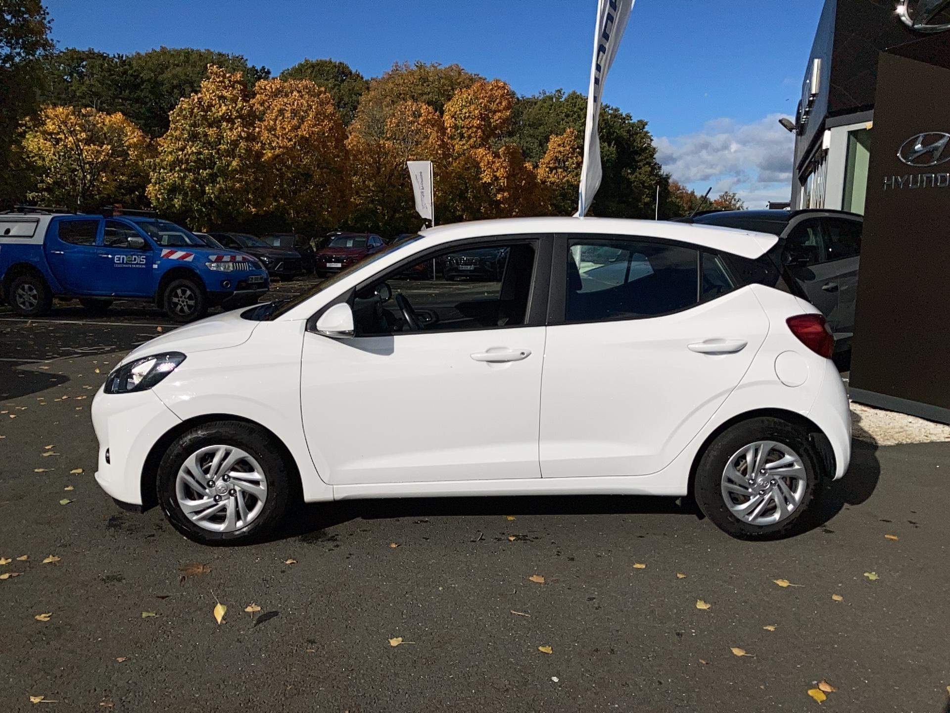 HYUNDAI i10 1.0 67 ECO Intuitive - Véhicule Occasion - Océane Auto HYUNDAI i10 1.0 67 ECO Intuitive - Véhicule Occasion Océane Auto