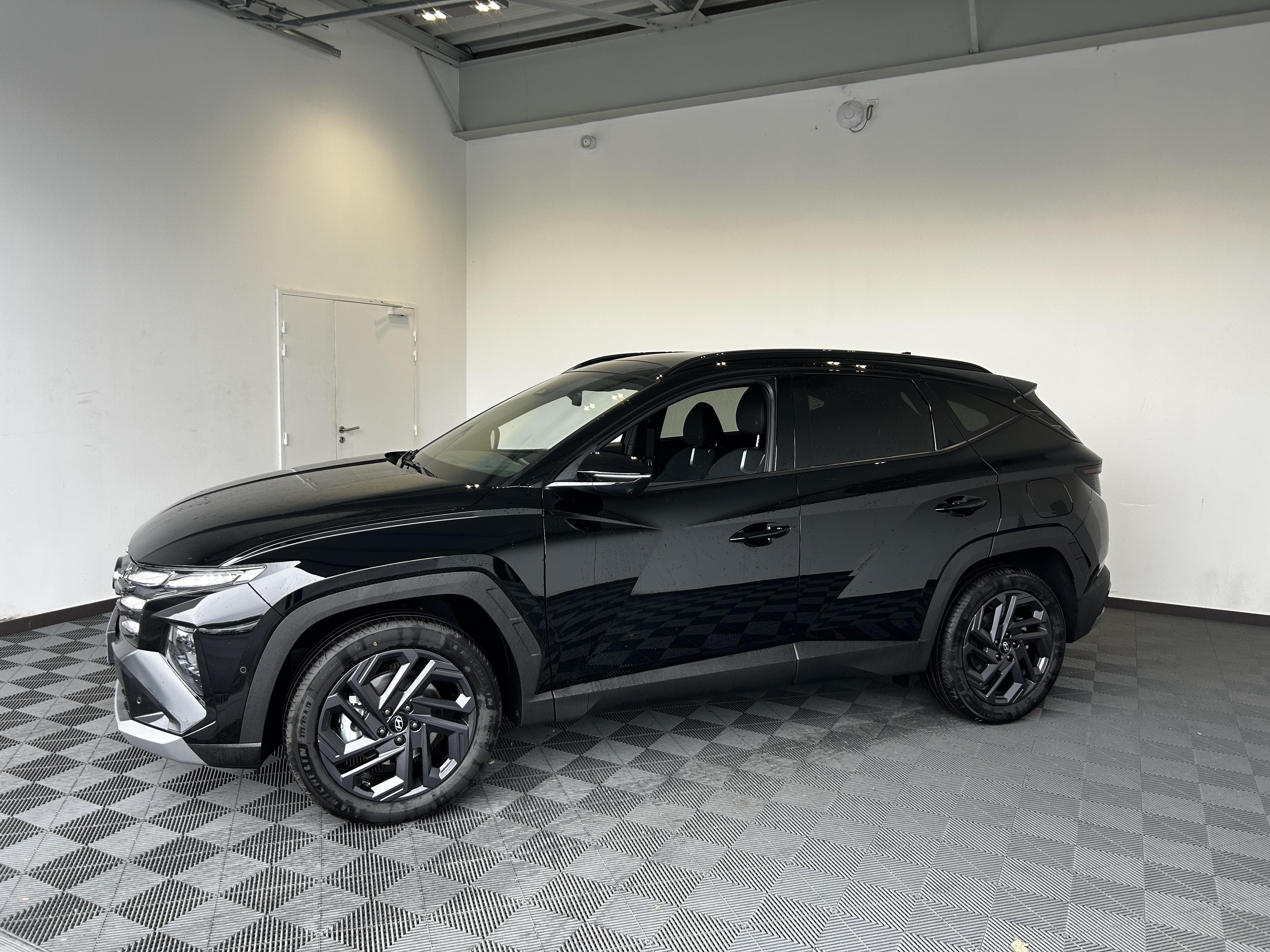 HYUNDAI Tucson 1.6 T-GDI 215 Hybrid BVA6 20ème Anniversaire - Véhicule Occasion - Océane Auto HYUNDAI Tucson 1.6 T-GDI 215 Hybrid BVA6 20ème Anniversaire - Véhicule Occasion Océane Auto