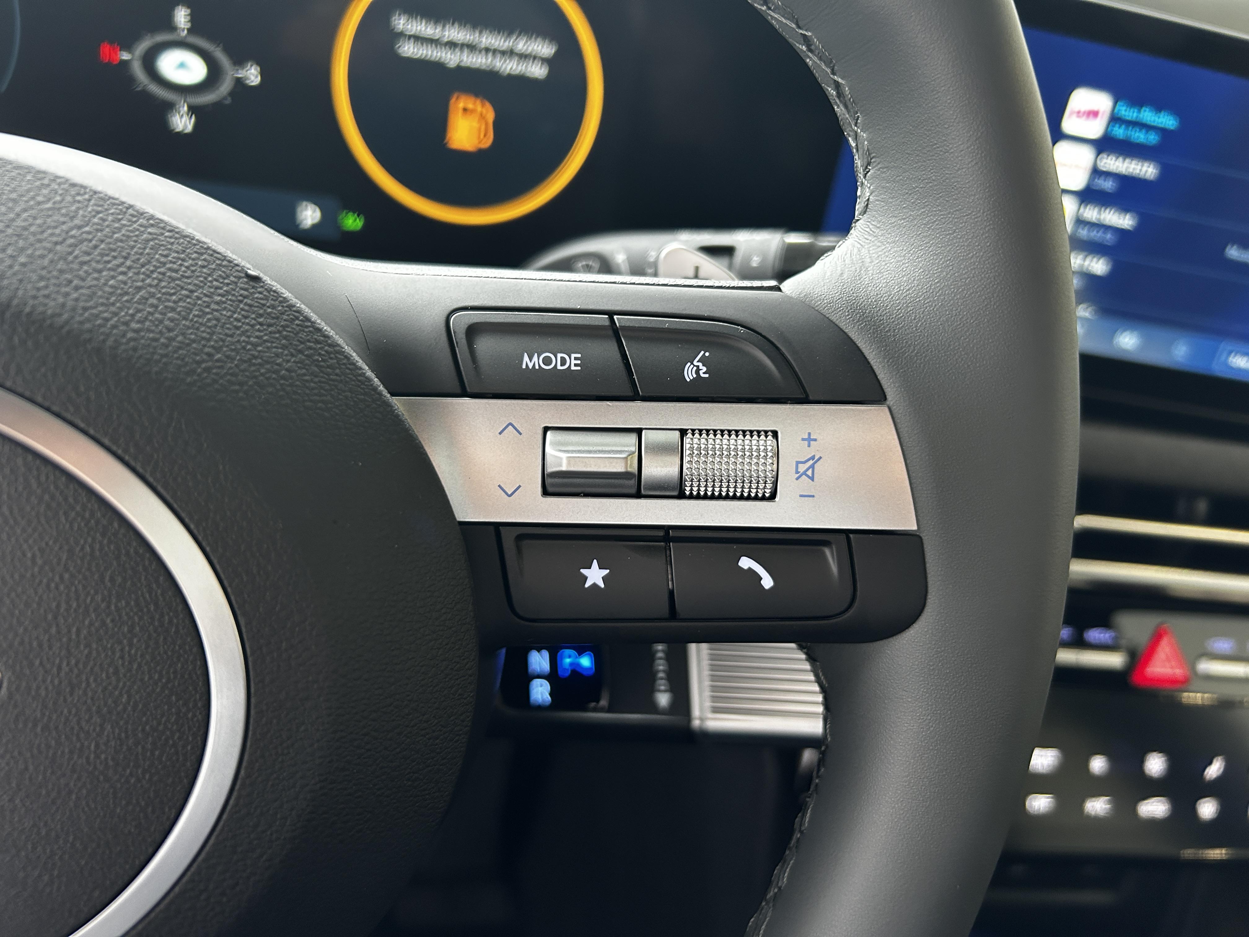 HYUNDAI Tucson 1.6 T-GDI 215 Hybrid BVA6 20ème Anniversaire - Véhicule Occasion - Océane Auto HYUNDAI Tucson 1.6 T-GDI 215 Hybrid BVA6 20ème Anniversaire - Véhicule Occasion Océane Auto