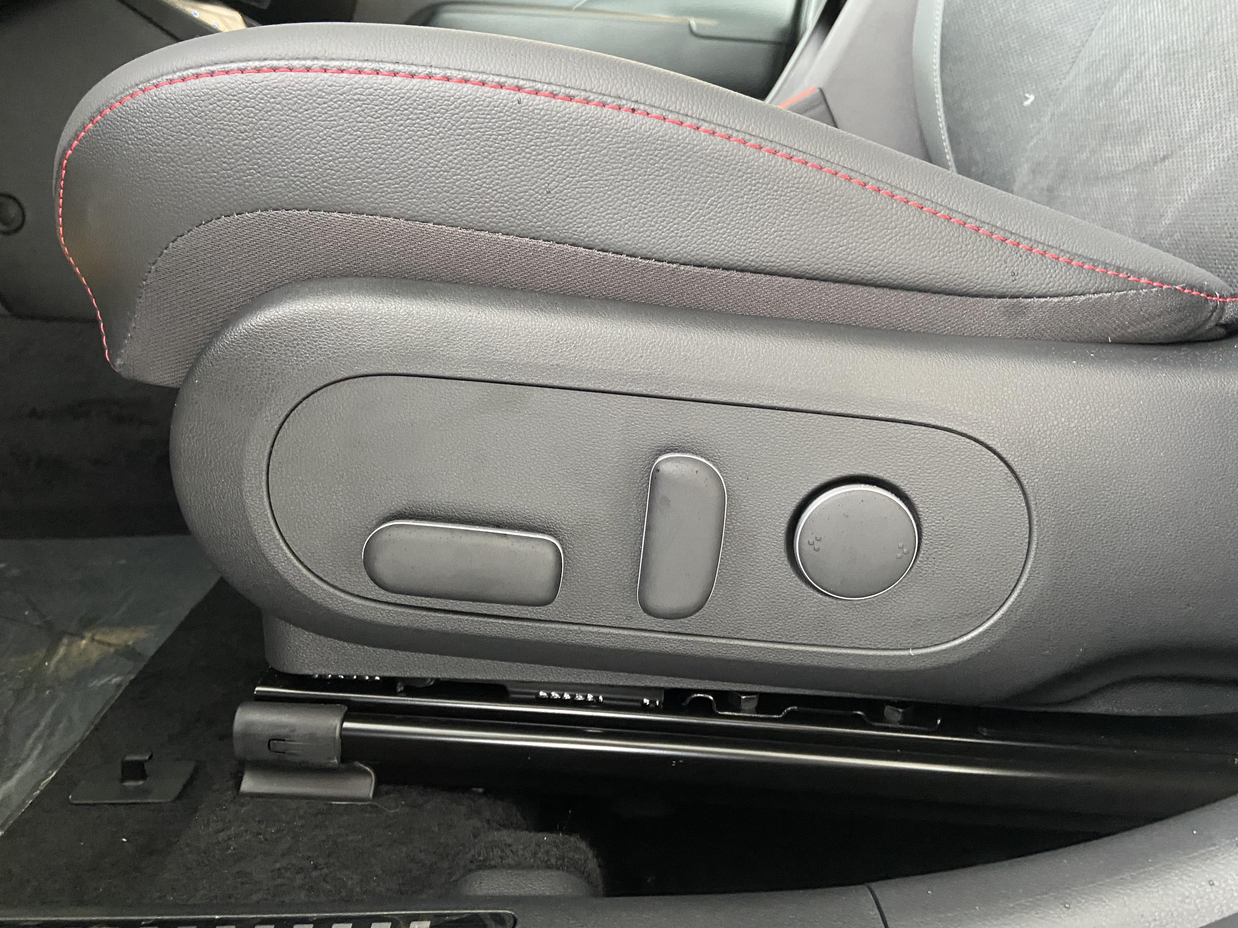 HYUNDAI Kona Hybrid 138 N Line Executive - Véhicule Occasion - Océane Auto HYUNDAI Kona Hybrid 138 N Line Executive - Véhicule Occasion Océane Auto