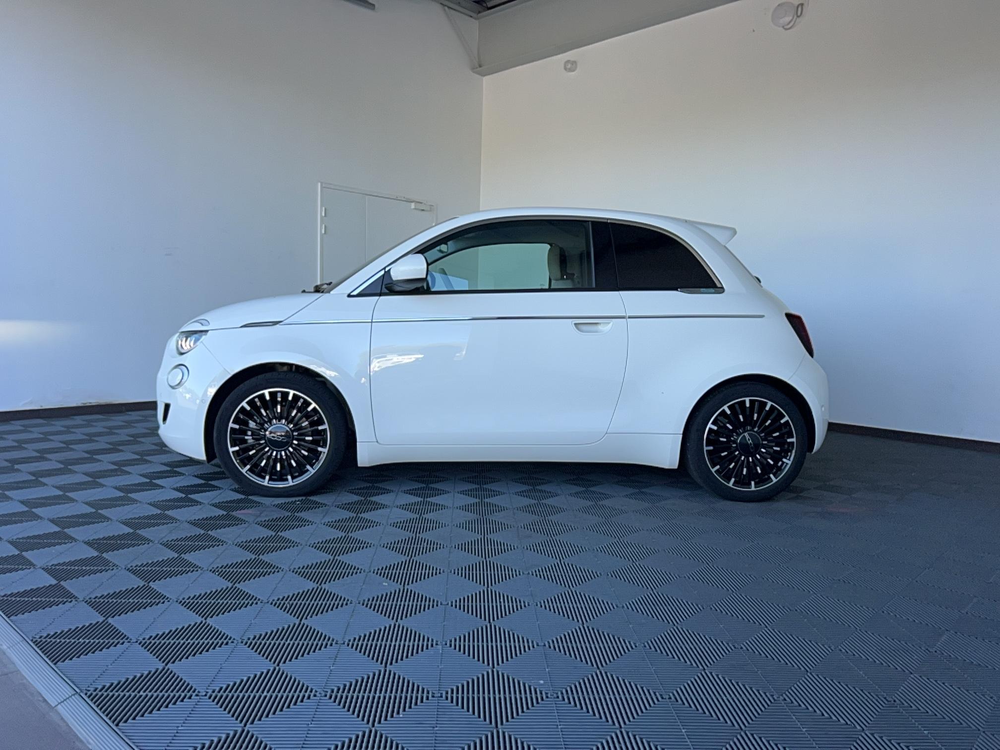 FIAT 500 e 118 ch La Prima by Bocelli - Véhicule Occasion Océane Auto