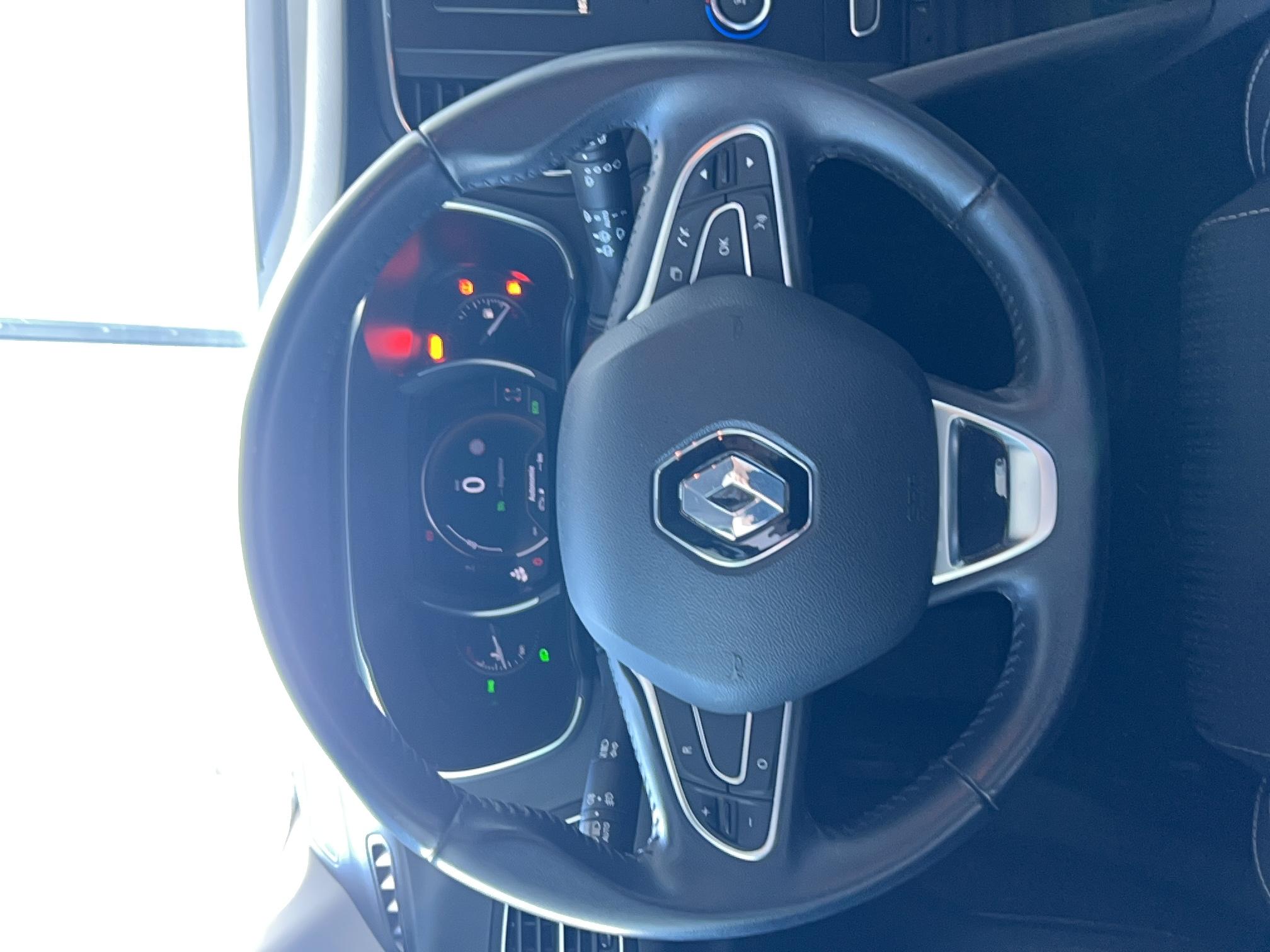 RENAULT Mégane IV Berline TCe 115 FAP Business - Véhicule Occasion Océane Auto
