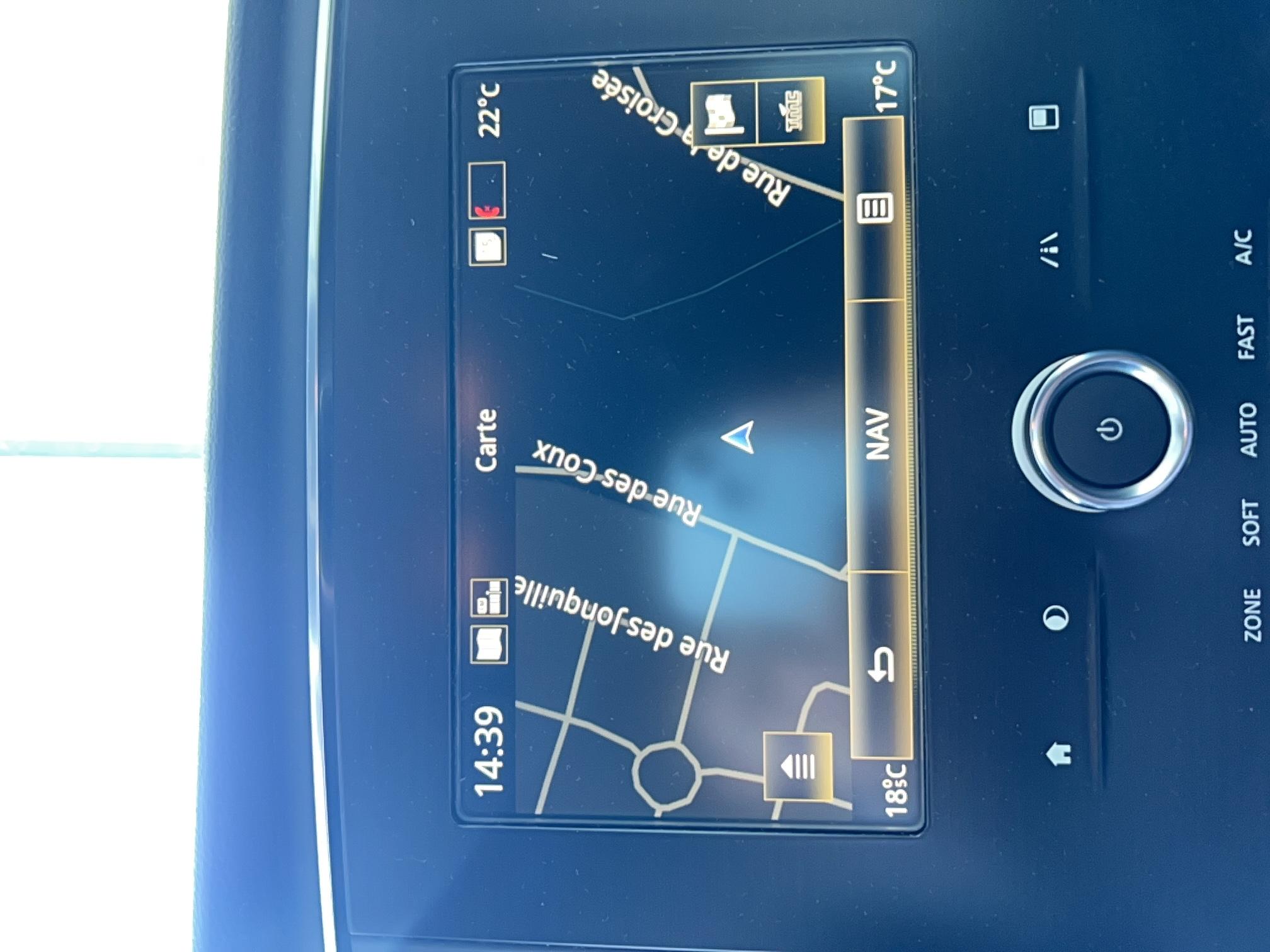 RENAULT Mégane IV Berline TCe 115 FAP Business - Véhicule Occasion Océane Auto