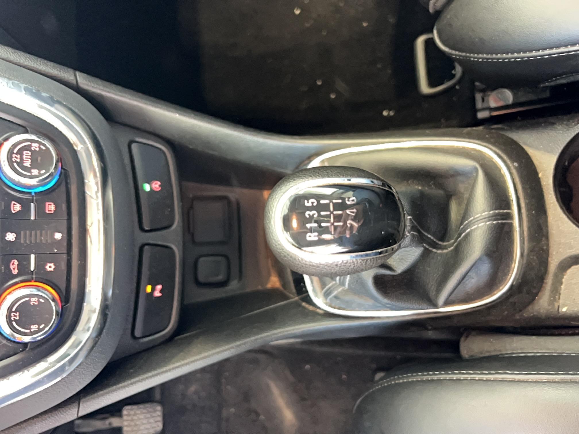 OPEL Mokka 1.4 Turbo - 140 ch 4x2 Start&Stop Color Edition - Véhicule Occasion - Océane Auto OPEL Mokka 1.4 Turbo - 140 ch 4x2 Start&Stop Color Edition - Véhicule Occasion Océane Auto
