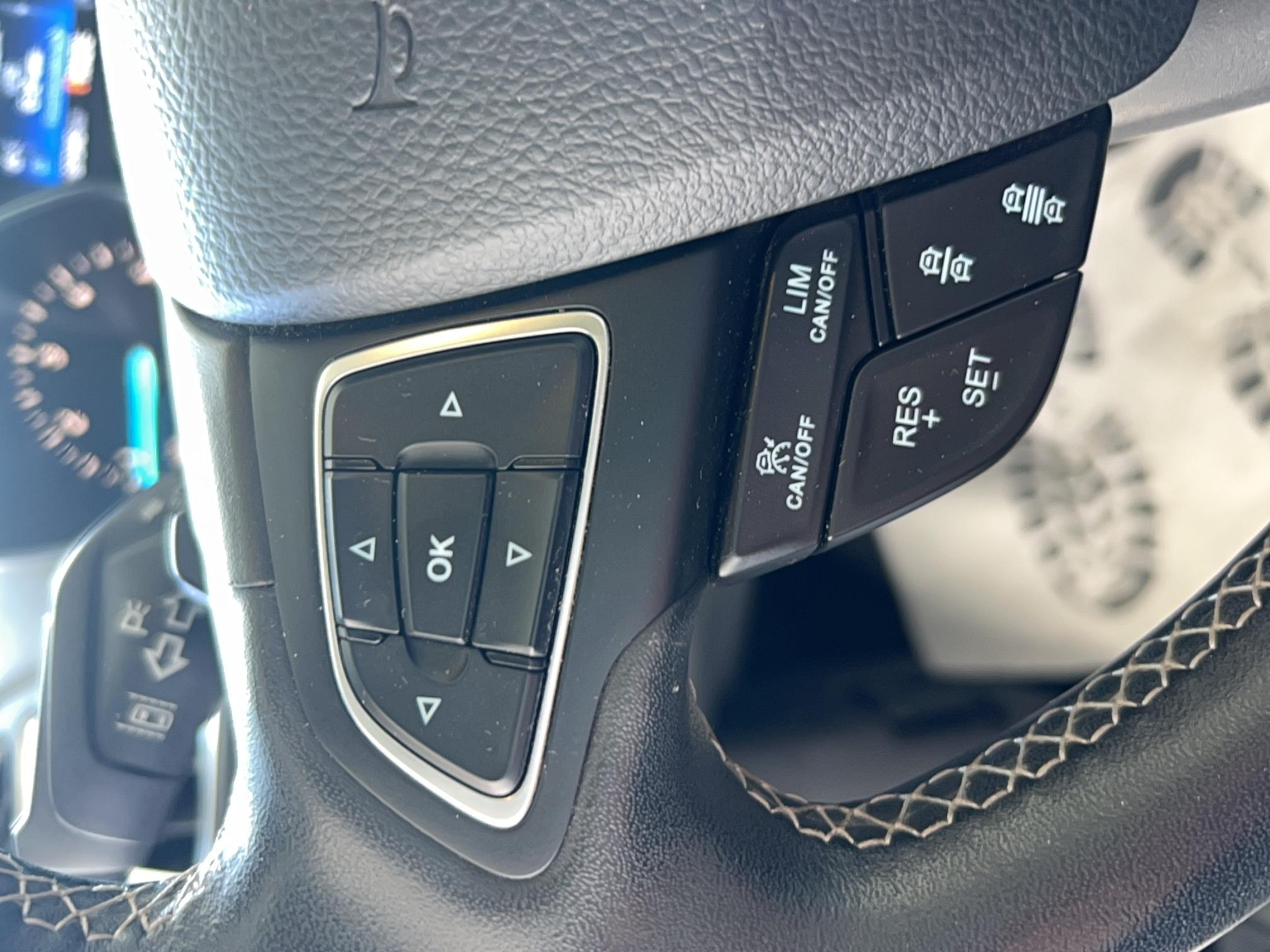FORD Kuga Vignale 2.0 TDCi 180 S&S 4x4 Powershift - Véhicule Occasion - Océane Auto FORD Kuga Vignale 2.0 TDCi 180 S&S 4x4 Powershift - Véhicule Occasion Océane Auto