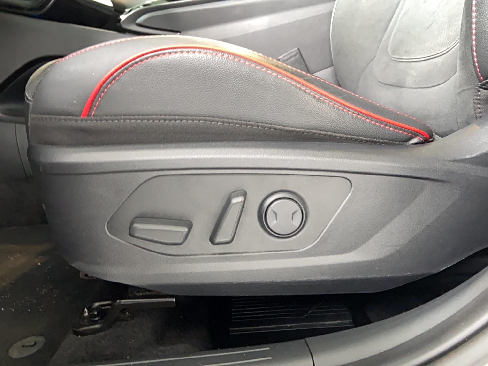 HYUNDAI Tucson 1.6 T-GDI 230 Hybrid BVA6 N Line Executive - Véhicule Occasion - Océane Auto HYUNDAI Tucson 1.6 T-GDI 230 Hybrid BVA6 N Line Executive - Véhicule Occasion Océane Auto