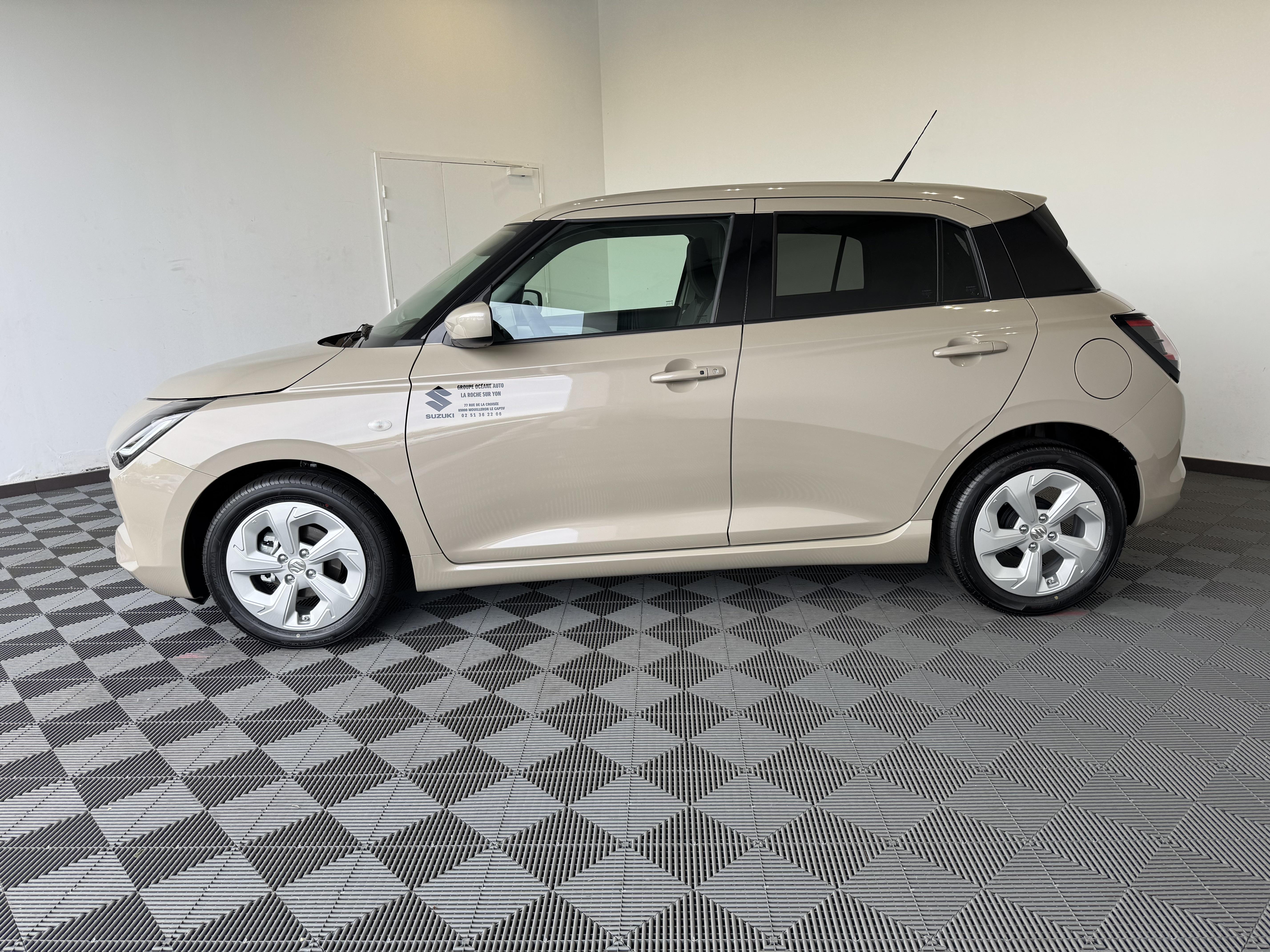 SUZUKI Swift 1.2 Dualjet Hybrid Auto Privilège - Véhicule Occasion - Océane Auto SUZUKI Swift 1.2 Dualjet Hybrid Auto Privilège - Véhicule Occasion Océane Auto