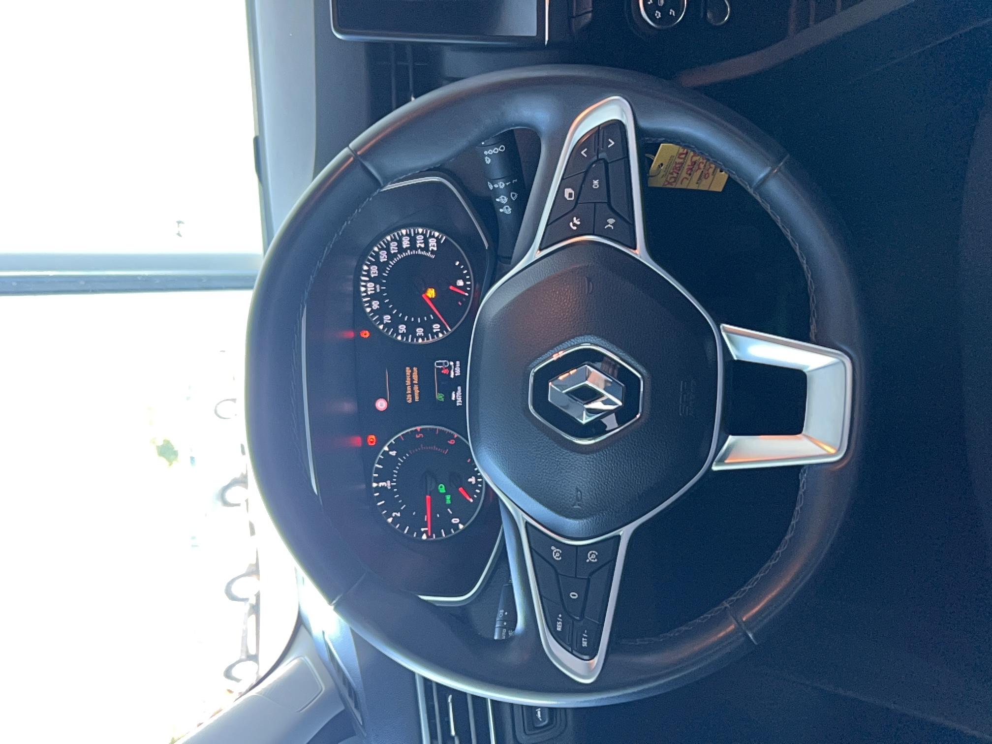 RENAULT Clio Blue dCi 85 Business - Véhicule Occasion Océane Auto