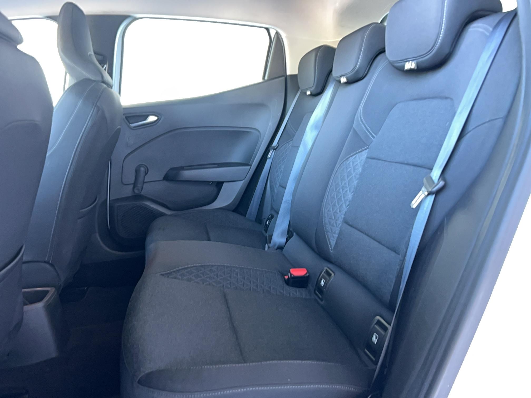 RENAULT Clio Blue dCi 85 Business - Véhicule Occasion Océane Auto