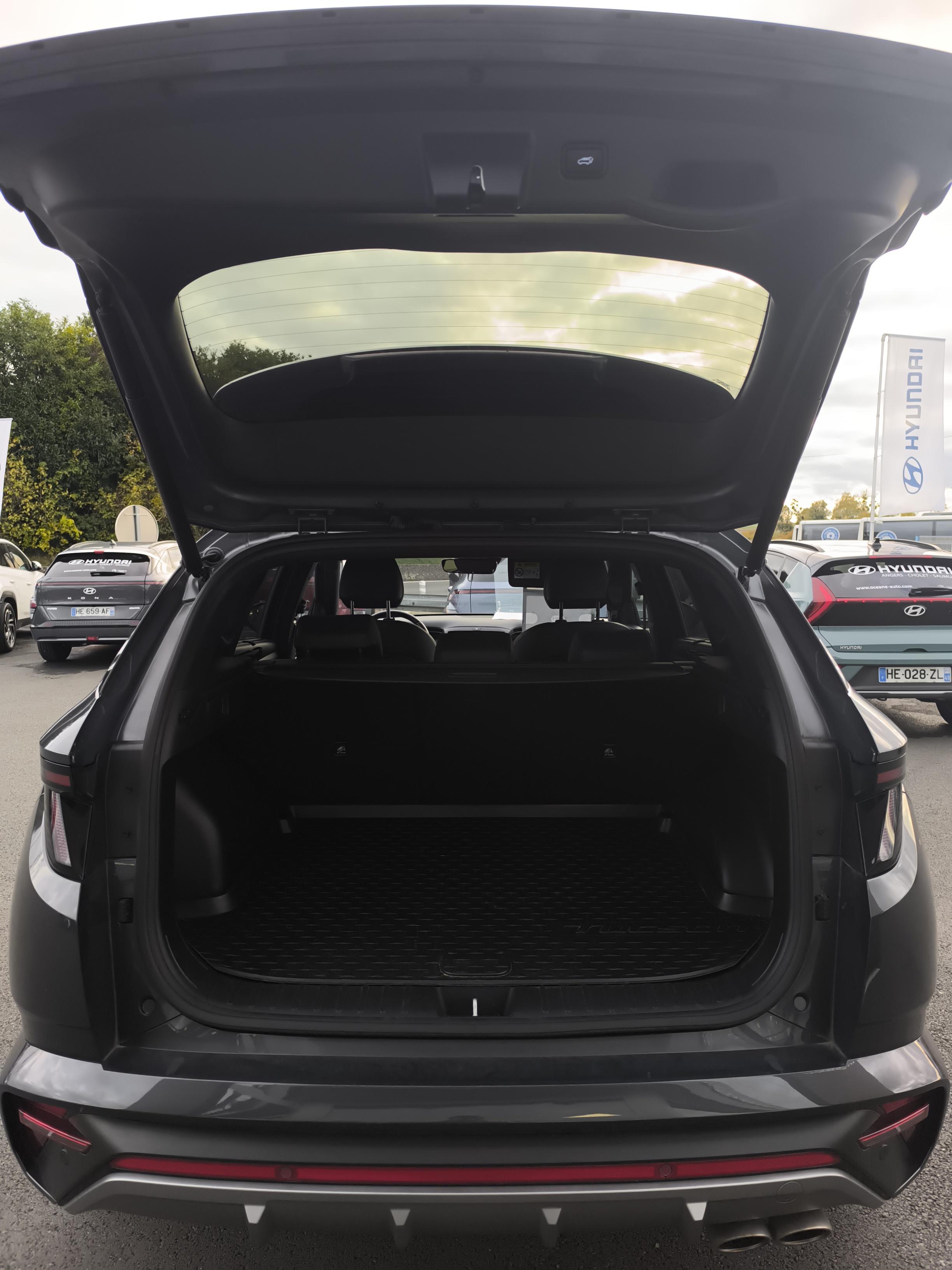 HYUNDAI Tucson 1.6 T-GDI 230 Hybrid BVA6 N Line Executive - Véhicule Occasion - Océane Auto HYUNDAI Tucson 1.6 T-GDI 230 Hybrid BVA6 N Line Executive - Véhicule Occasion Océane Auto