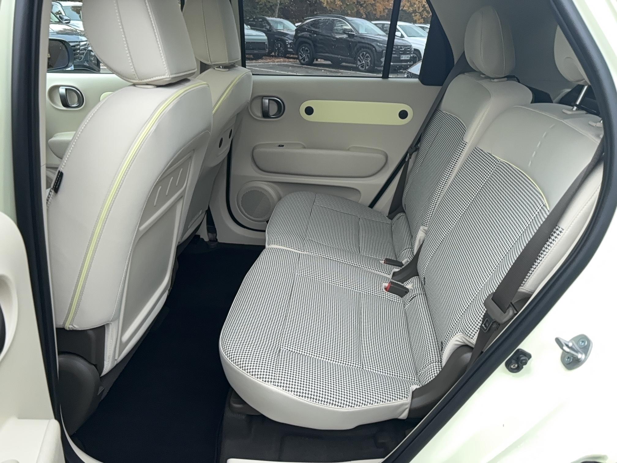 HYUNDAI Inster 49 kWh 4 pl. Creative - Véhicule Occasion - Océane Auto HYUNDAI Inster 49 kWh 4 pl. Creative - Véhicule Occasion Océane Auto