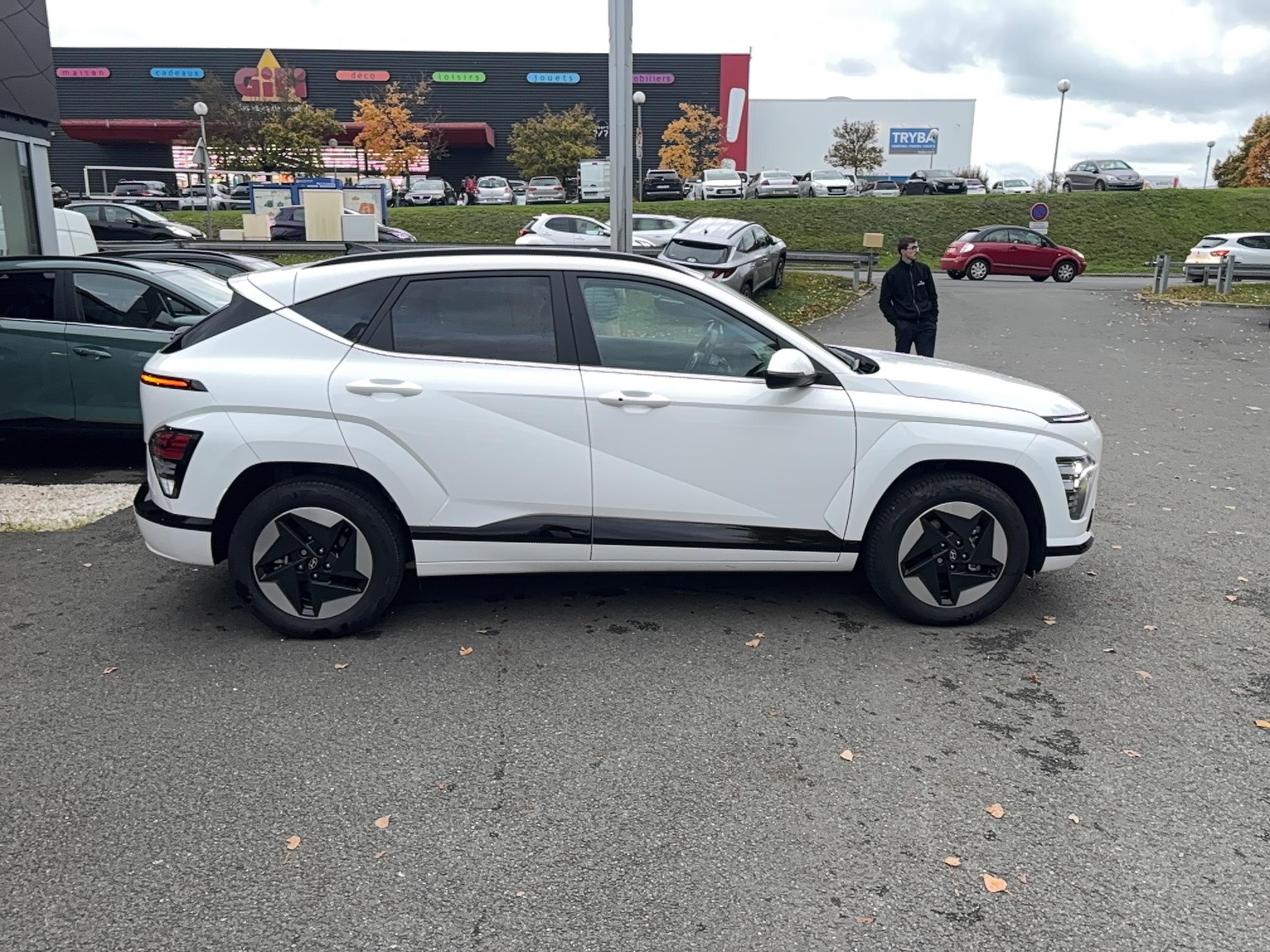 HYUNDAI Kona Electrique 65 kWh - 217 ch Creative - Véhicule Occasion - Océane Auto HYUNDAI Kona Electrique 65 kWh - 217 ch Creative - Véhicule Occasion Océane Auto