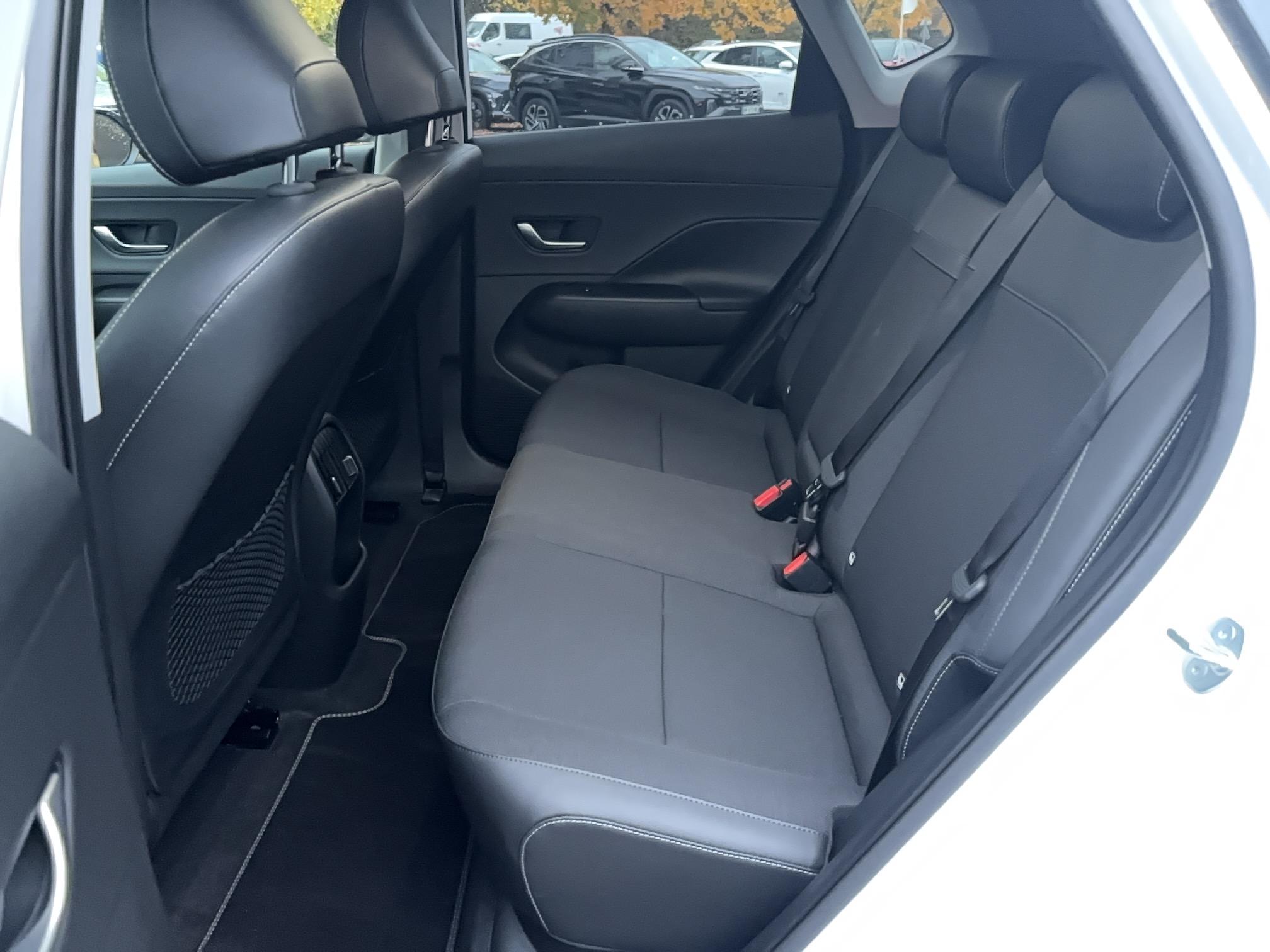 HYUNDAI Kona Electrique 65 kWh - 217 ch Creative - Véhicule Occasion - Océane Auto HYUNDAI Kona Electrique 65 kWh - 217 ch Creative - Véhicule Occasion Océane Auto