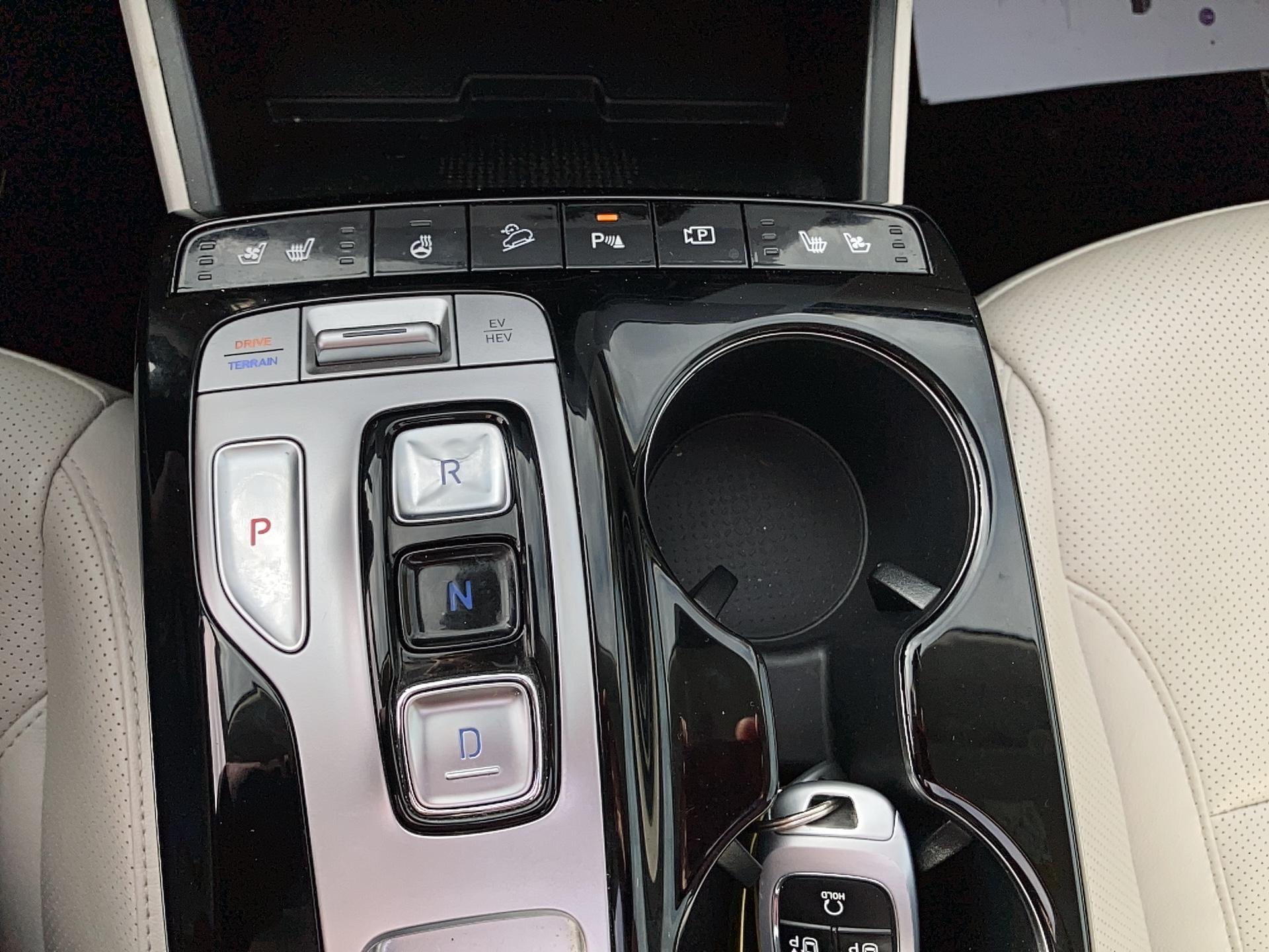 HYUNDAI Tucson 1.6 T-GDI 265 HTRAC Plug-in BVA6 Executive - Véhicule Occasion - Océane Auto HYUNDAI Tucson 1.6 T-GDI 265 HTRAC Plug-in BVA6 Executive - Véhicule Occasion Océane Auto