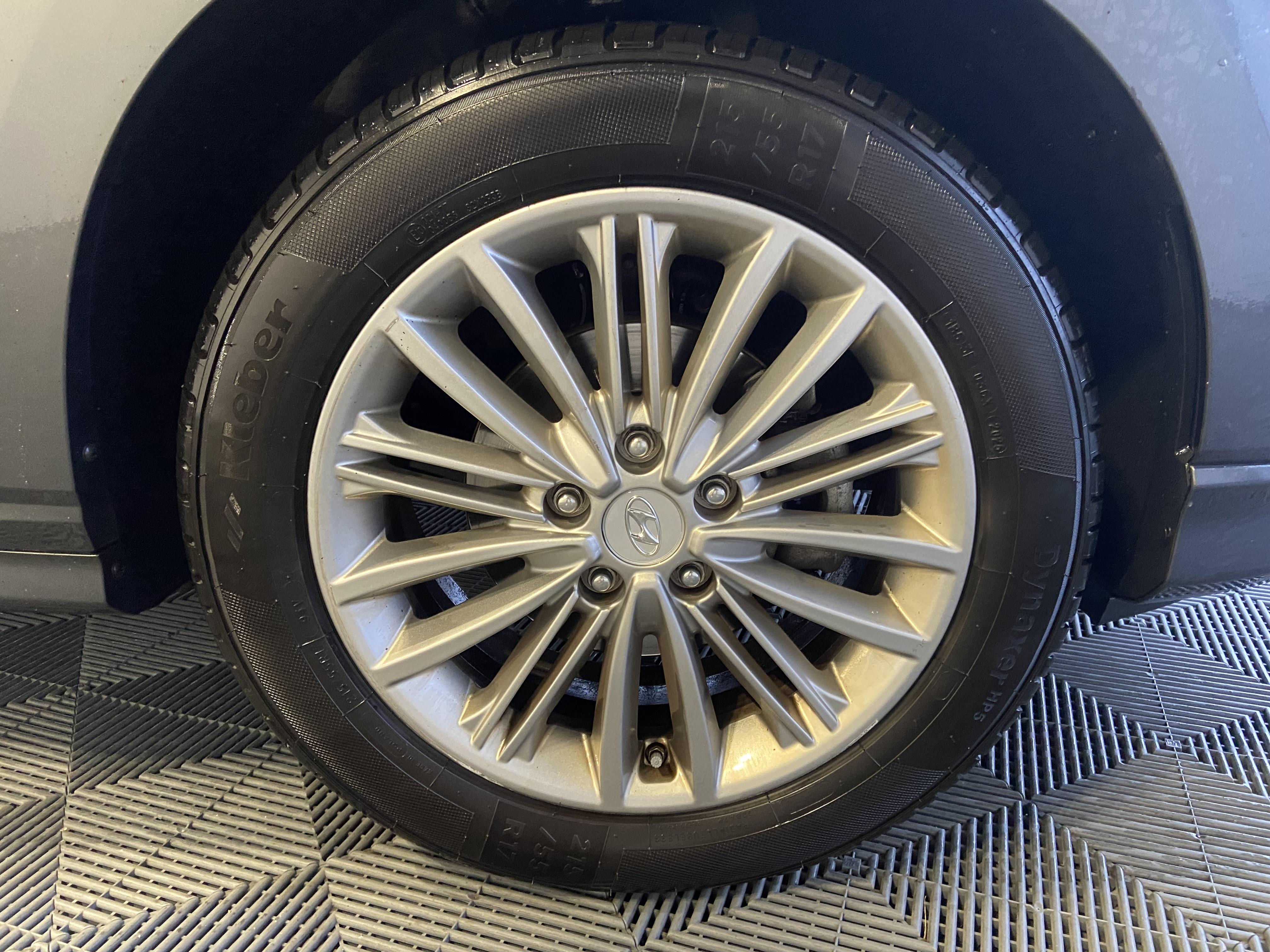 HYUNDAI Kona 1.6 CRDi 136 DCT-7 Creative - Véhicule Occasion - Océane Auto HYUNDAI Kona 1.6 CRDi 136 DCT-7 Creative - Véhicule Occasion Océane Auto