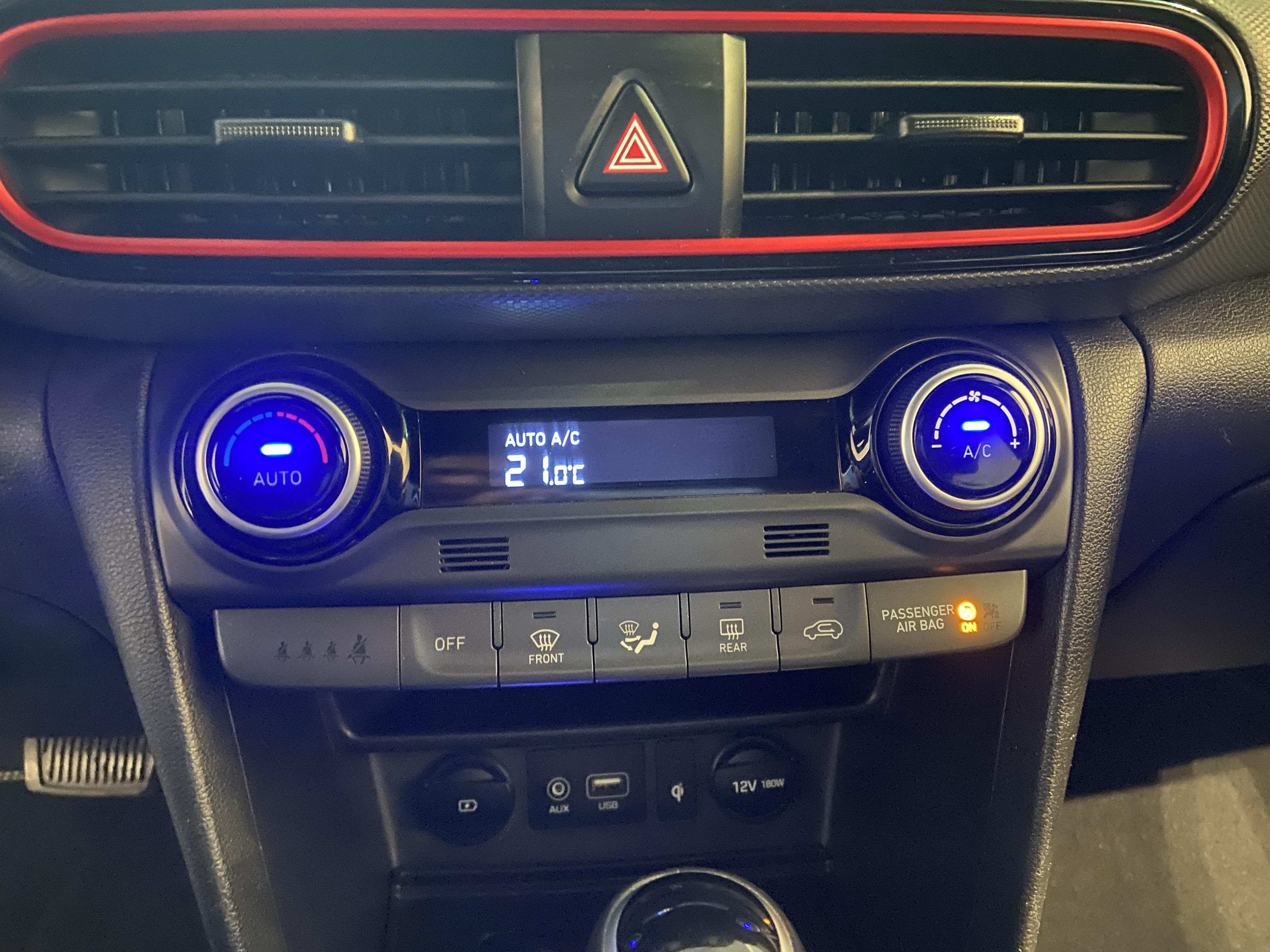 HYUNDAI Kona 1.6 CRDi 136 DCT-7 Creative - Véhicule Occasion - Océane Auto HYUNDAI Kona 1.6 CRDi 136 DCT-7 Creative - Véhicule Occasion Océane Auto