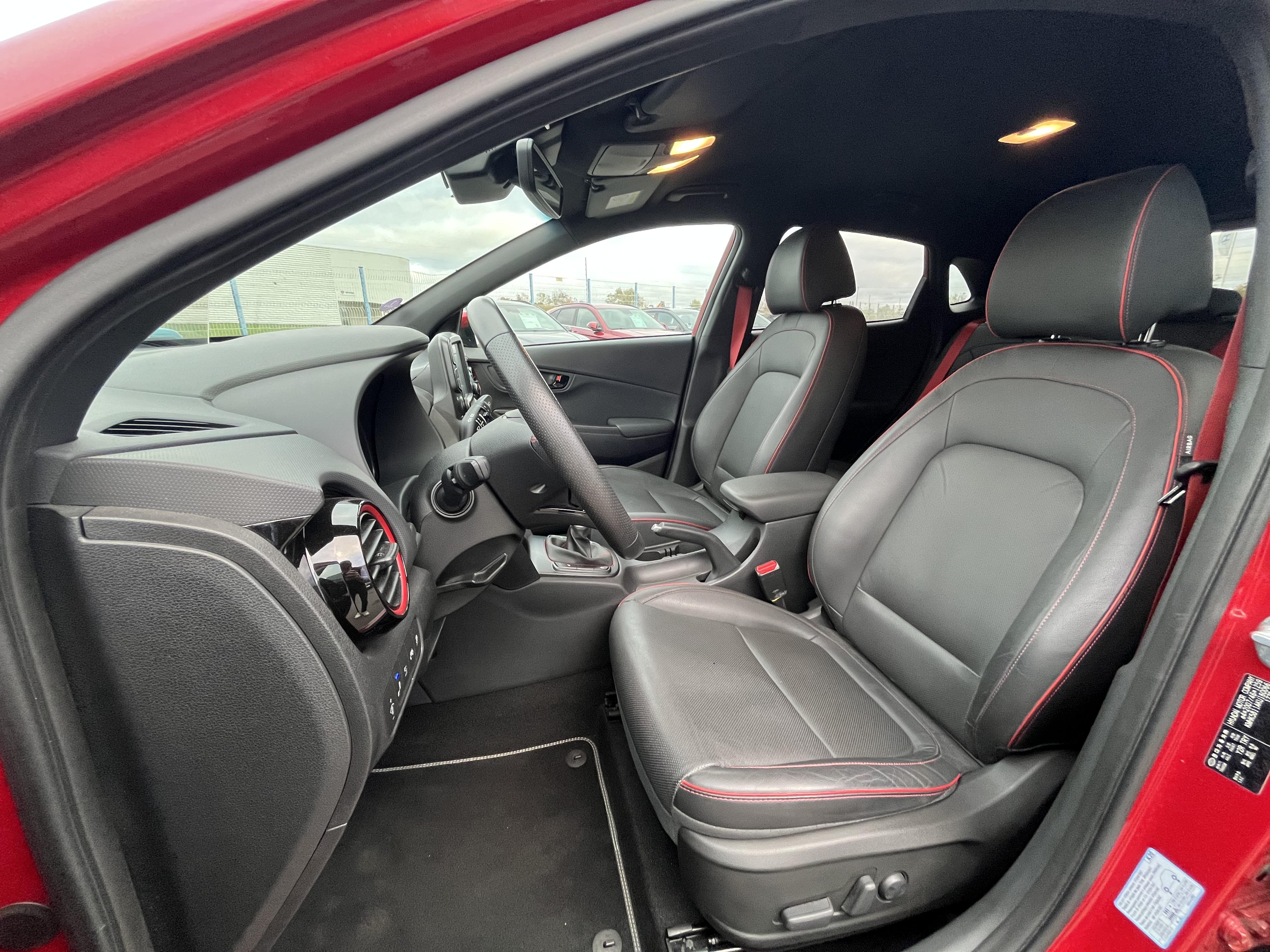 HYUNDAI Kona 1.0 T-GDi 120 Executive - Véhicule Occasion - Océane Auto HYUNDAI Kona 1.0 T-GDi 120 Executive - Véhicule Occasion Océane Auto